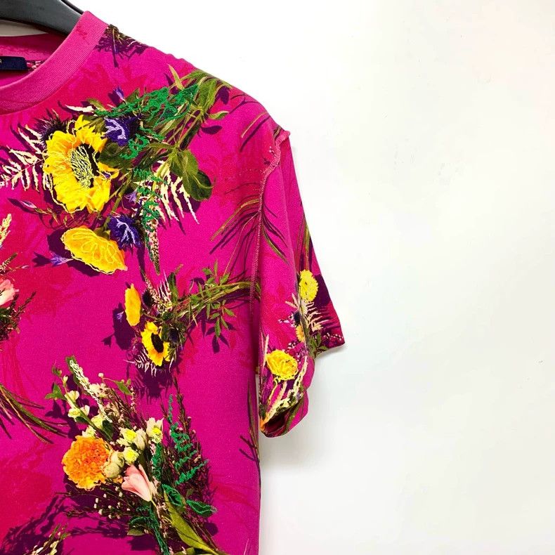 Louis Vuitton Louis Vuitton Floral-printed hand-embroidered short-sleeve Size US S / EU 44-46 / 1 - 8 Thumbnail