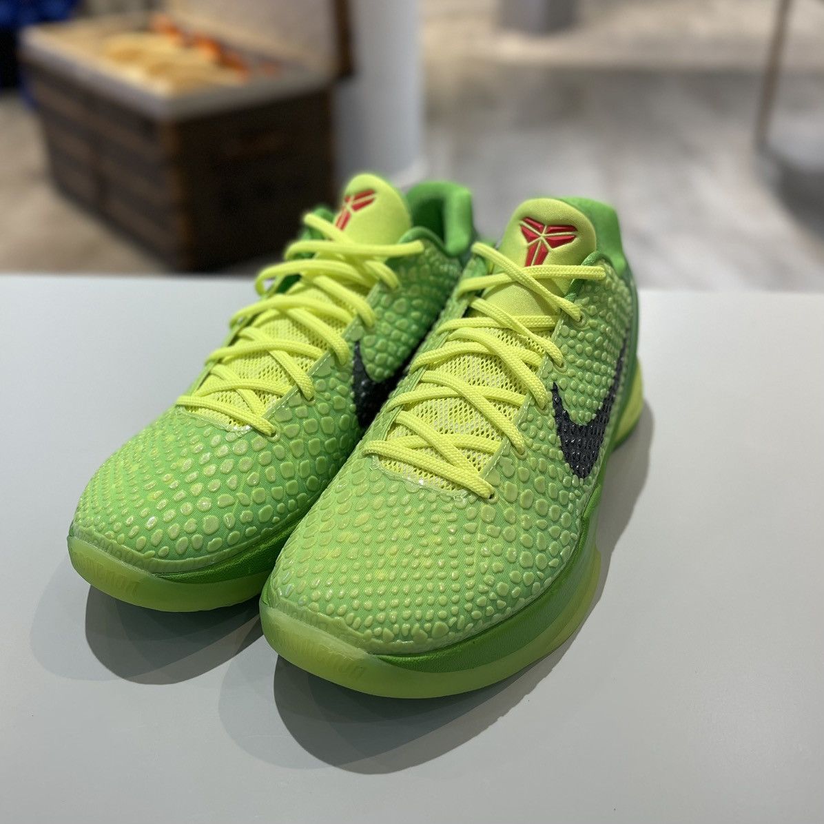 Nike Nike Kobe 6 Protro Grinch (2020) Size US 10.5 / EU 43-44 - 5 Thumbnail