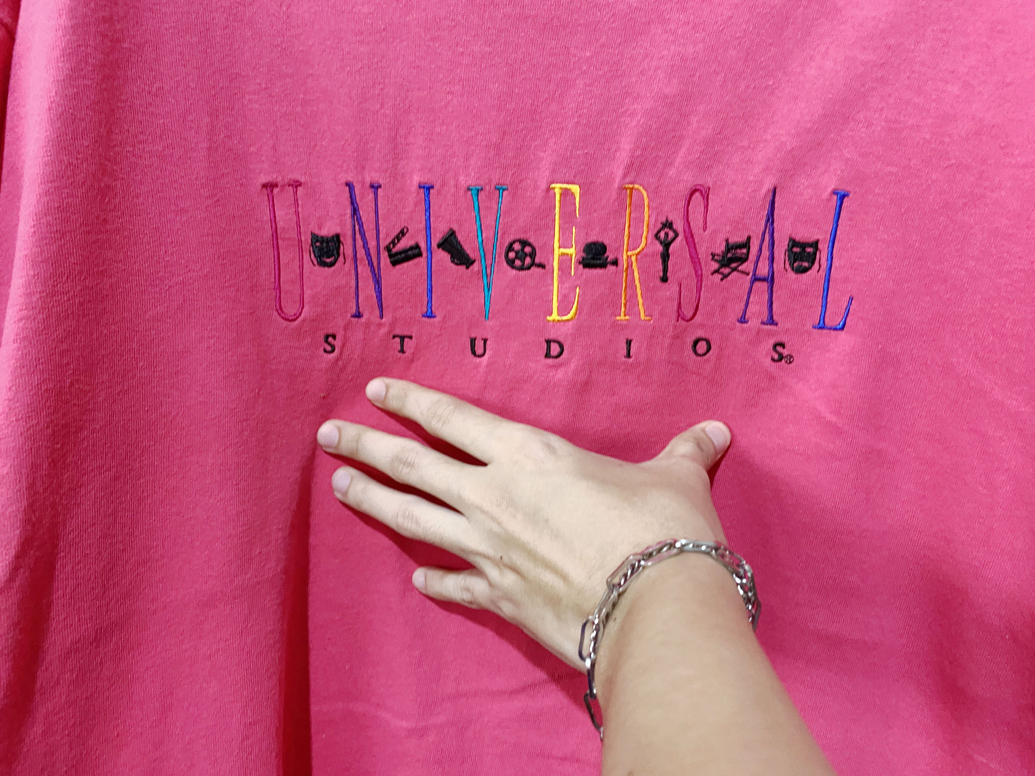 Universal Studios × Vintage Vintage 90s Universal Studios Embroidery Shirt Size US XL / EU 56 / 4 - 2 Thumbnail