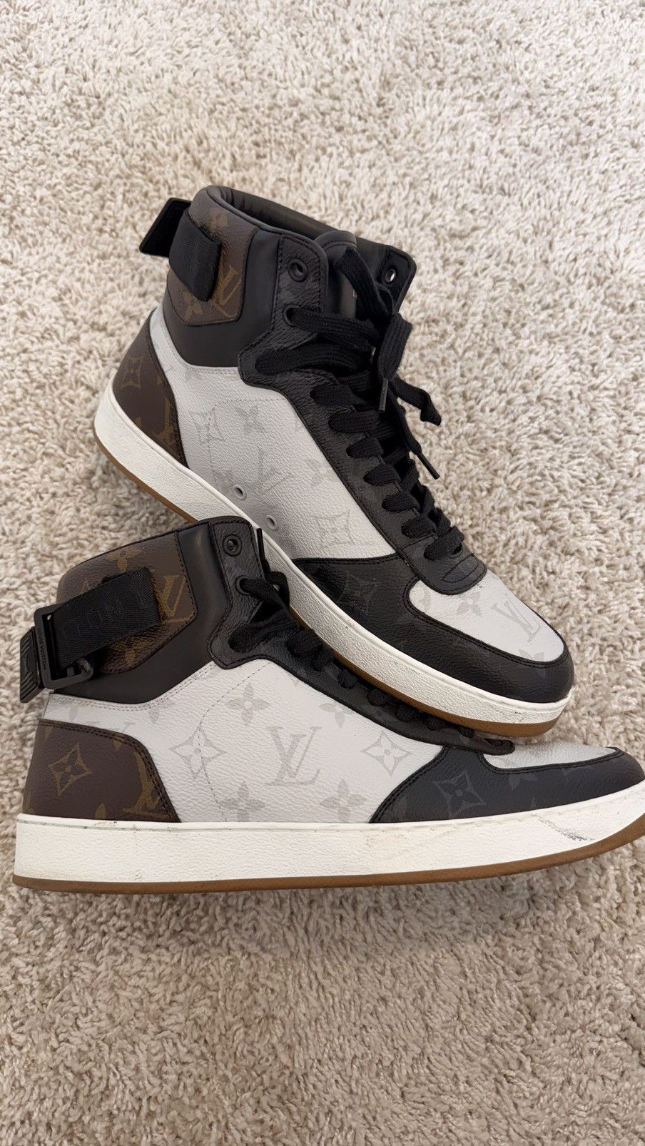 Louis Vuitton Louis Vuitton High Top Trainers Size US 8 / EU 41 - 5 Thumbnail