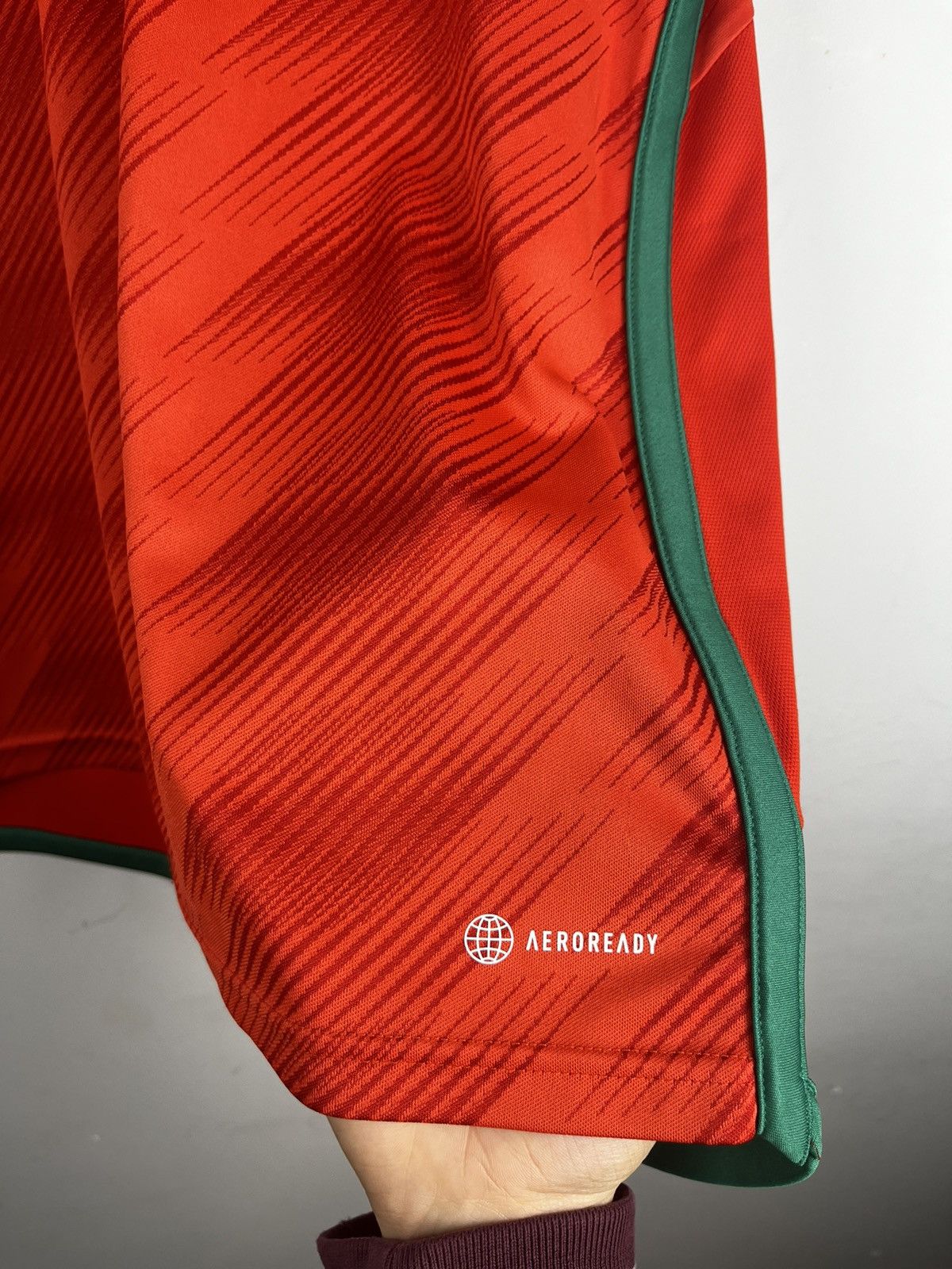 Adidas Adidas National team Wales 2022 home Jersey Size US M / EU 48-50 / 2 - 4 Thumbnail