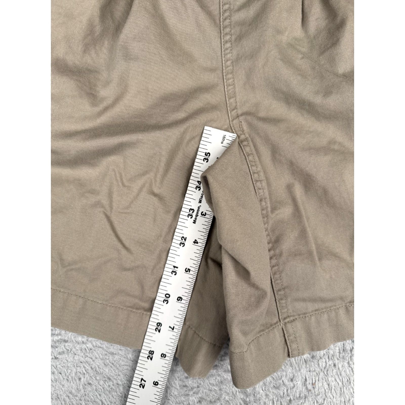 Patagonia Patagonia Shorts Women XS Beige Belted Pleated Cotton Twill Climb Hike Short Regular Chino Pockets Logo Outdoor Vintage No (adjusted per rules) Size 26" / US 2 / IT 38 - 6 Thumbnail