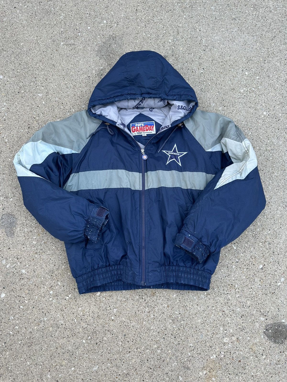 Vintage Game cheapest Day Dallas Cowboy's Puffer Jacket Size XL