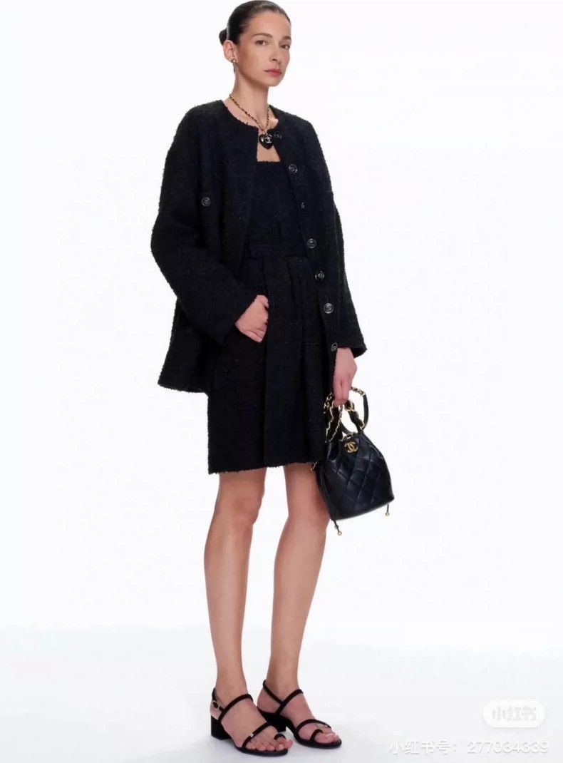 Chanel Chanel 21P black classic popular round-neck jacket 2504-Nex Size S / US 4 / IT 40 - 8 Thumbnail