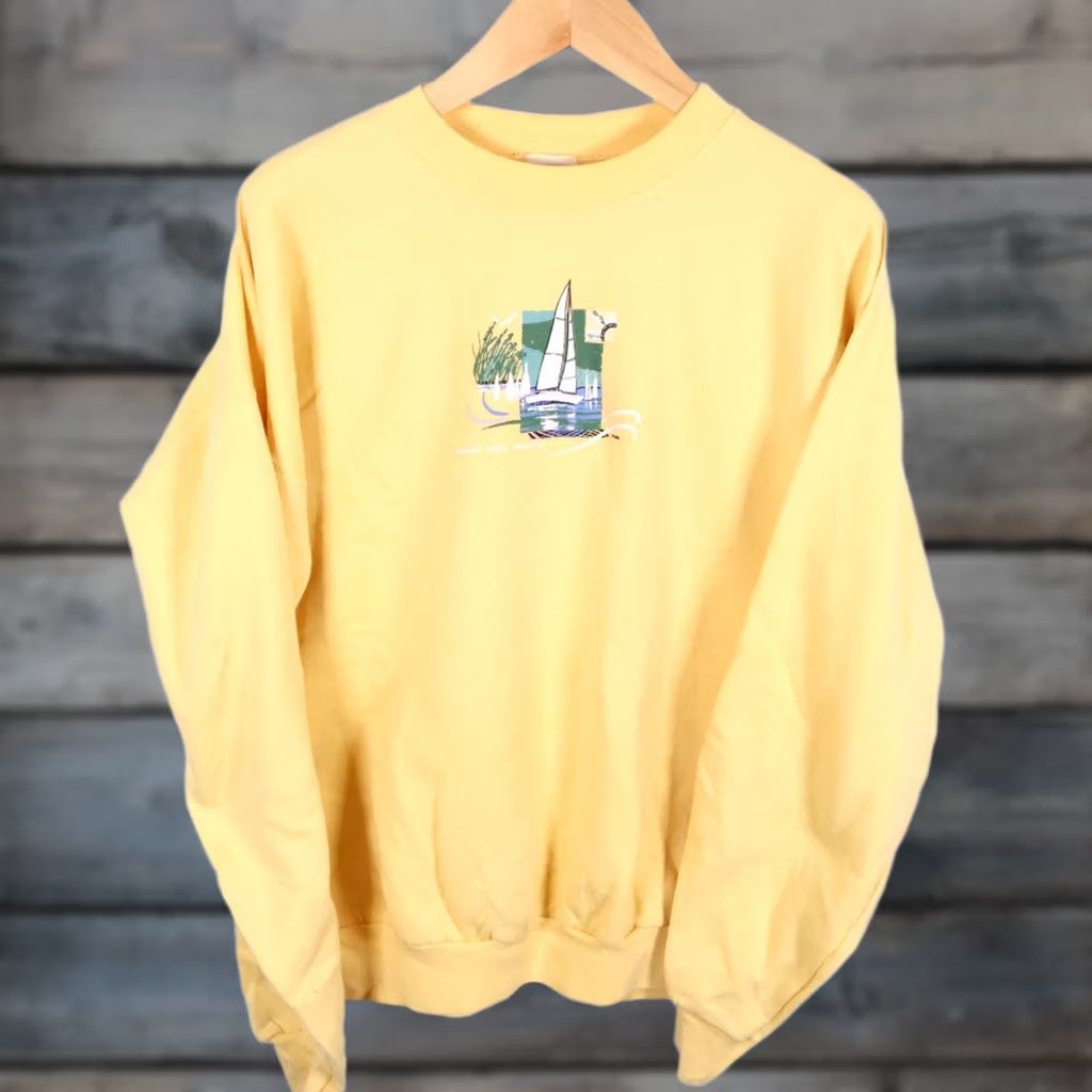 Hanes VTG Hanes Sweatshirt Women 2XL Crewneck Yellow Sault Saint Marie Sailboat Print Nautical 90s City Retro Pullover Fleece Sweatshirt Size XXL / US 16-18 / IT 52-54 - 1 Thumbnail