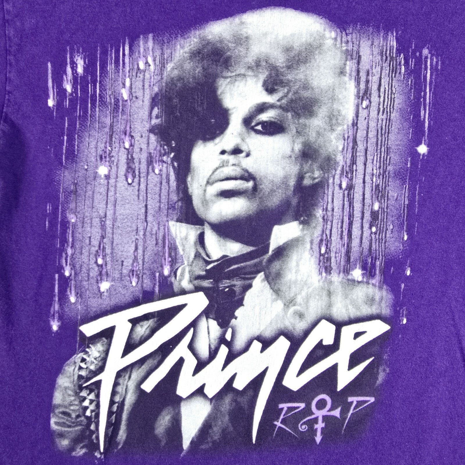Gildan Prince RIP Rest In Purple Rain Shirt Adult Small Music Band Size US S / EU 44-46 / 1 - 3 Thumbnail