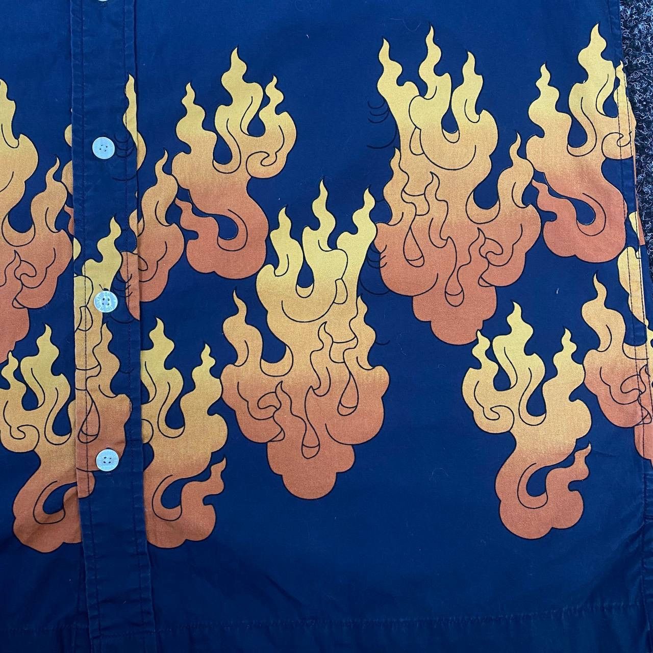Tommy Hilfiger 90s shirt flames Hawaiian over print Japan Tommy Hilfiger Size US L / EU 52-54 / 3 - 4 Thumbnail