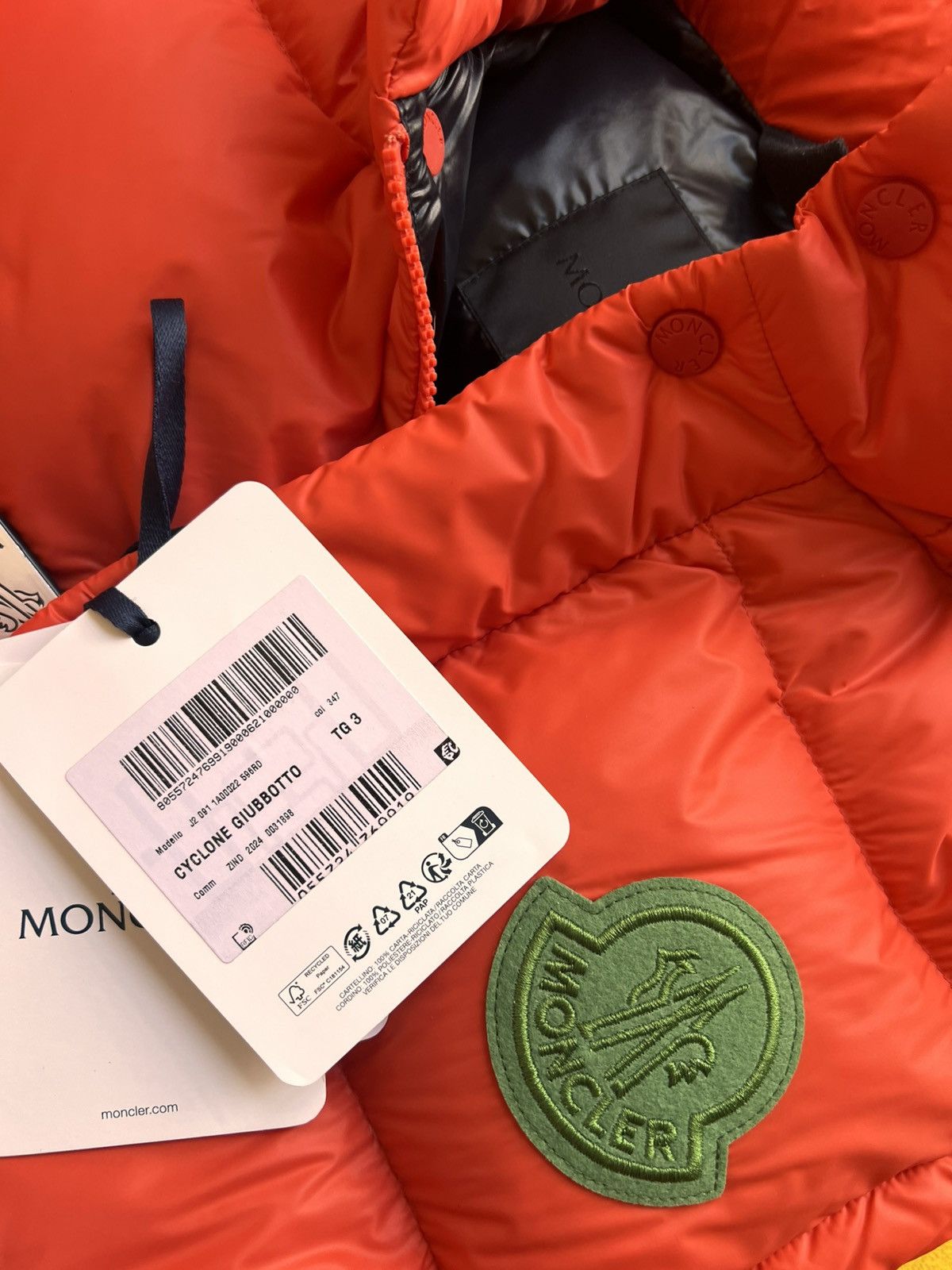 Moncler L Moncler Cyclone Short Down Jacket goose orange vest 2 jn 1 Size US L / EU 52-54 / 3 - 21 Thumbnail
