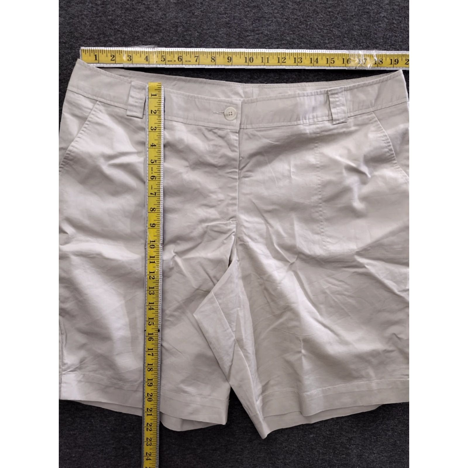 Vintage White Stag Women's Chino Style Shorts Beige Size 18W Size 40" / US 18 - 4 Thumbnail