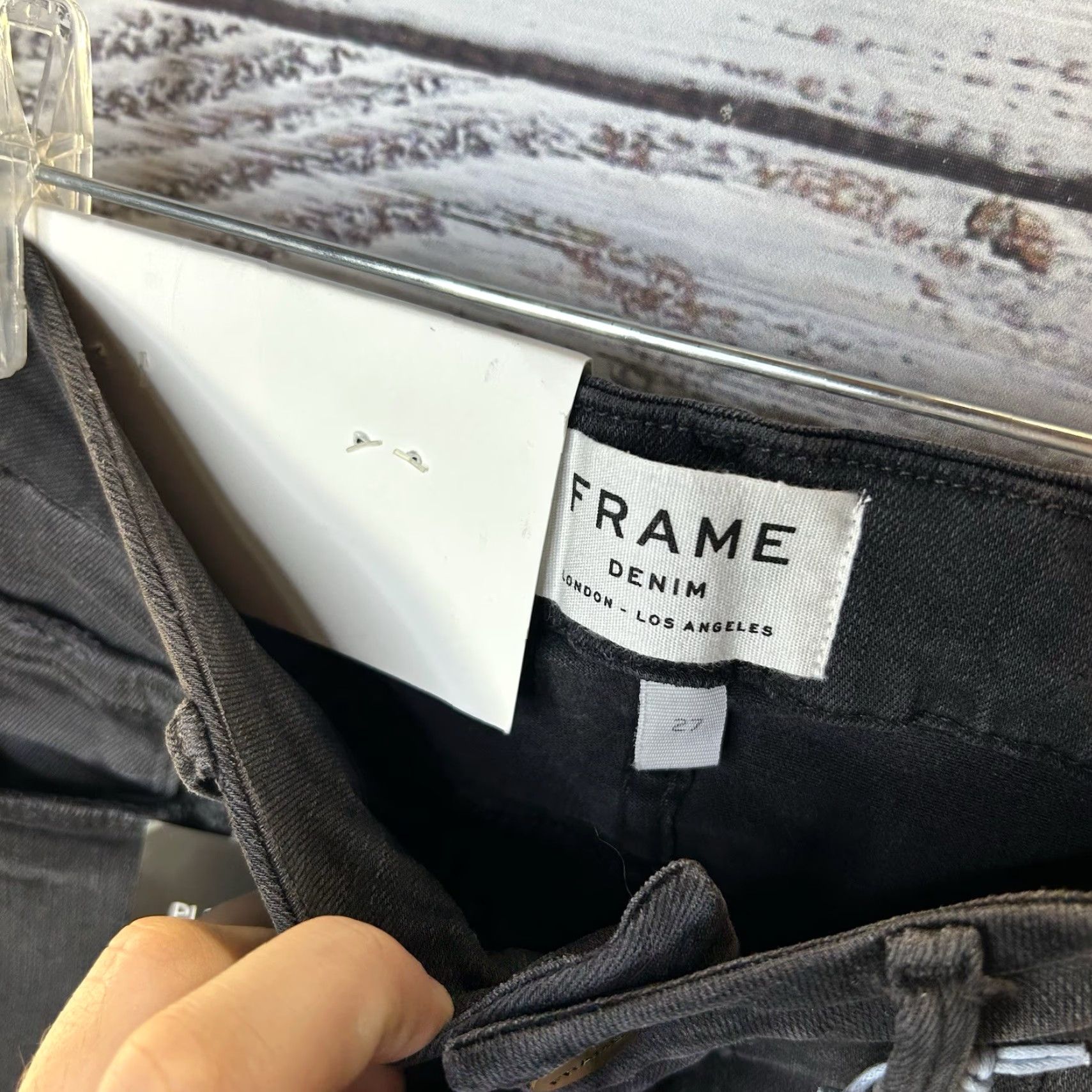 Frame FRAME Le Mini Boot Mid-Rise Slim Fit Bootcut Jeans 27 Black Cotton Blend 34 Inseam Womens Jeans FRAME DenIM Le Mini Boot Size 27" / US 4 / IT 40 - 6 Thumbnail