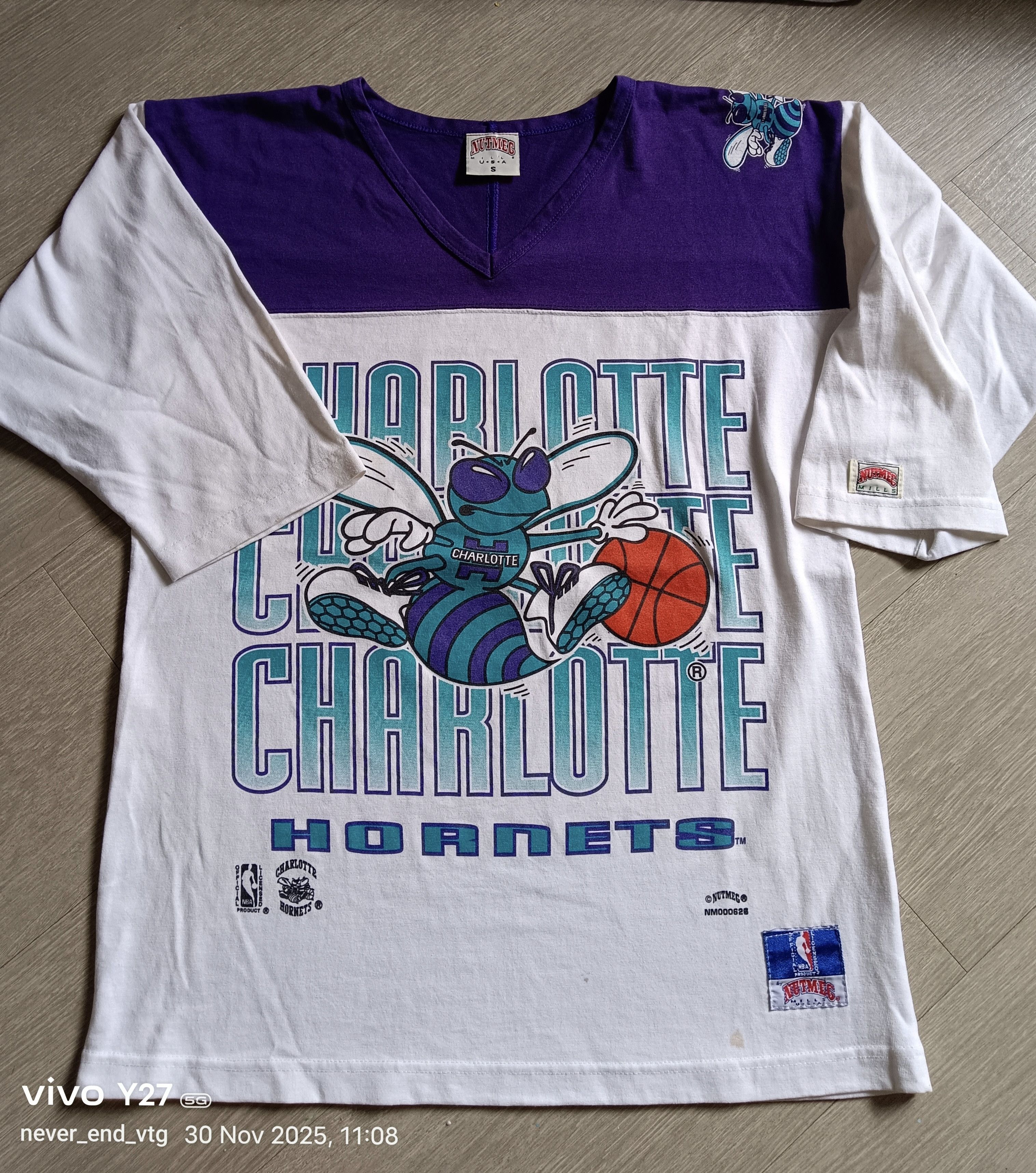 NBA VINTAGE CHARLOTTE HORNETS NBA Size US S / EU 44-46 / 1 - 1 Thumbnail