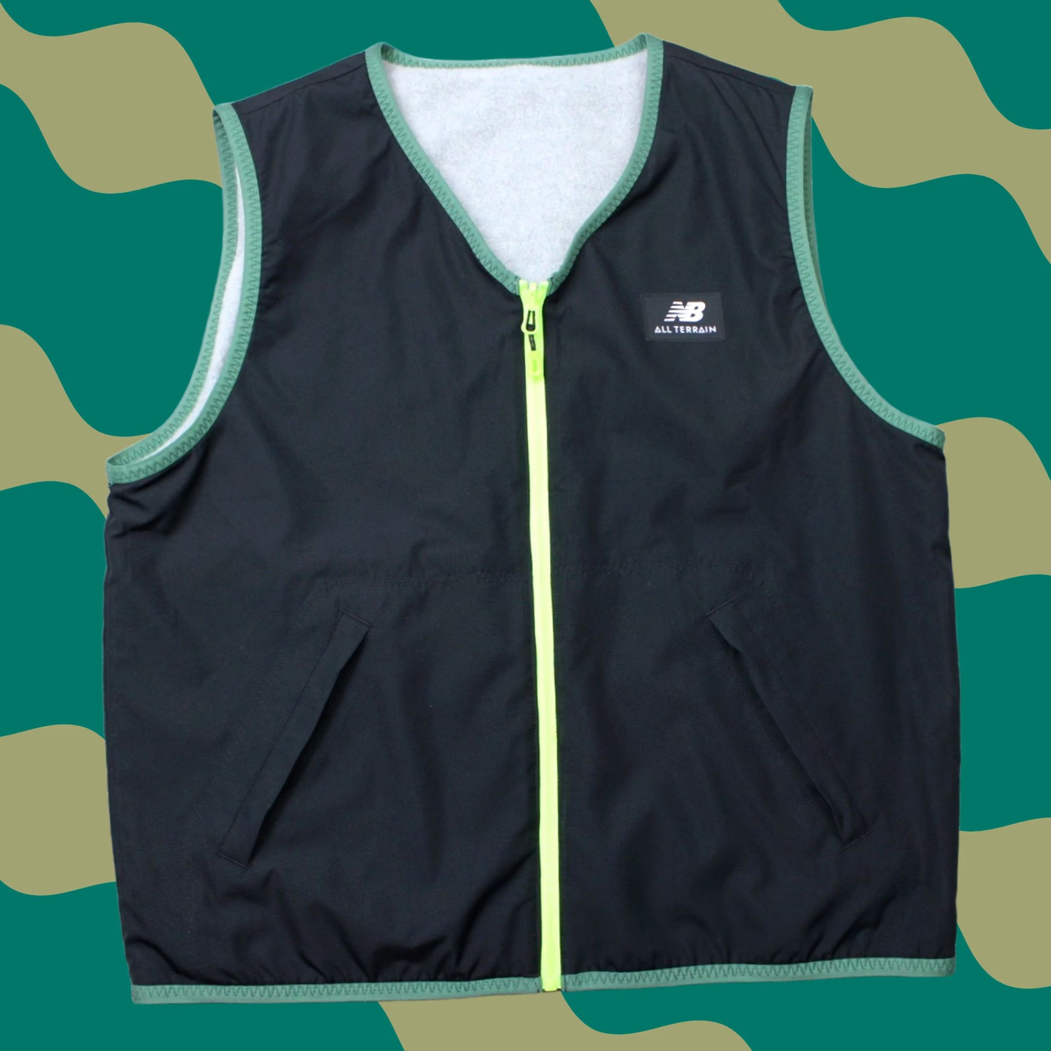 New Balance New Balance Reversible Vest Mens Medium All Terrain Fleece/Soft Shell Gray/Black Size US M / EU 48-50 / 2 - 1 Thumbnail
