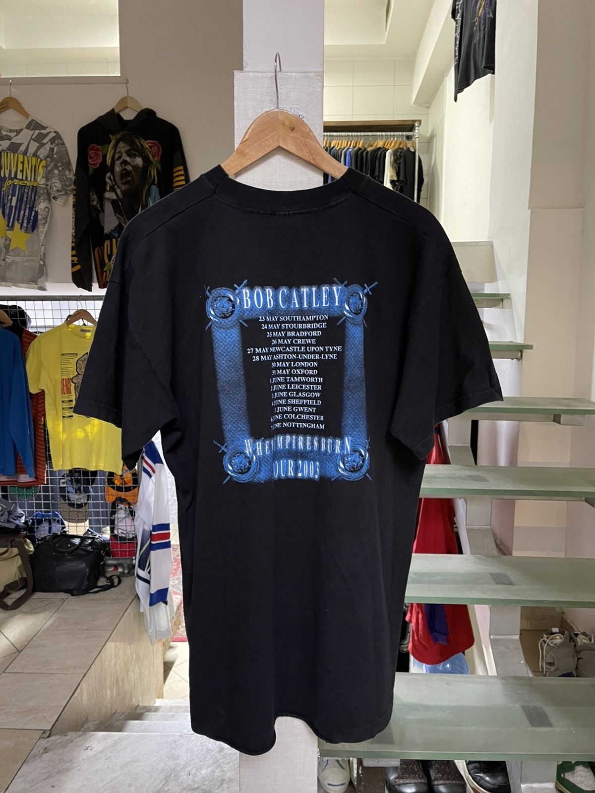 Band Tees × Vintage Vintage Bob Catley 2003 tour t shirt Size US XL / EU 56 / 4 - 2 Thumbnail