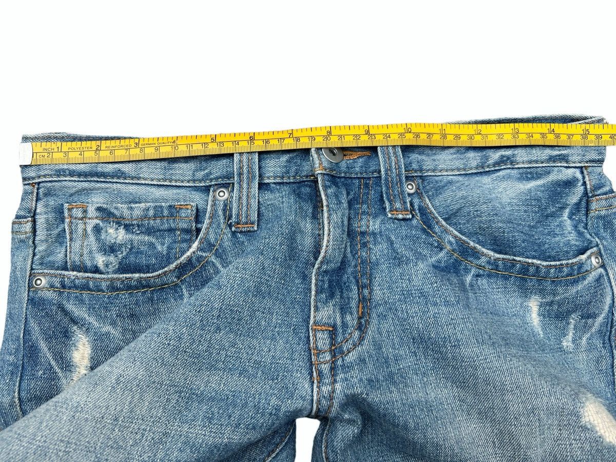 Japanese Brand Japanese Brand Distressed Patch Denim Jeans 31x30.5 Size US 31 - 11 Thumbnail