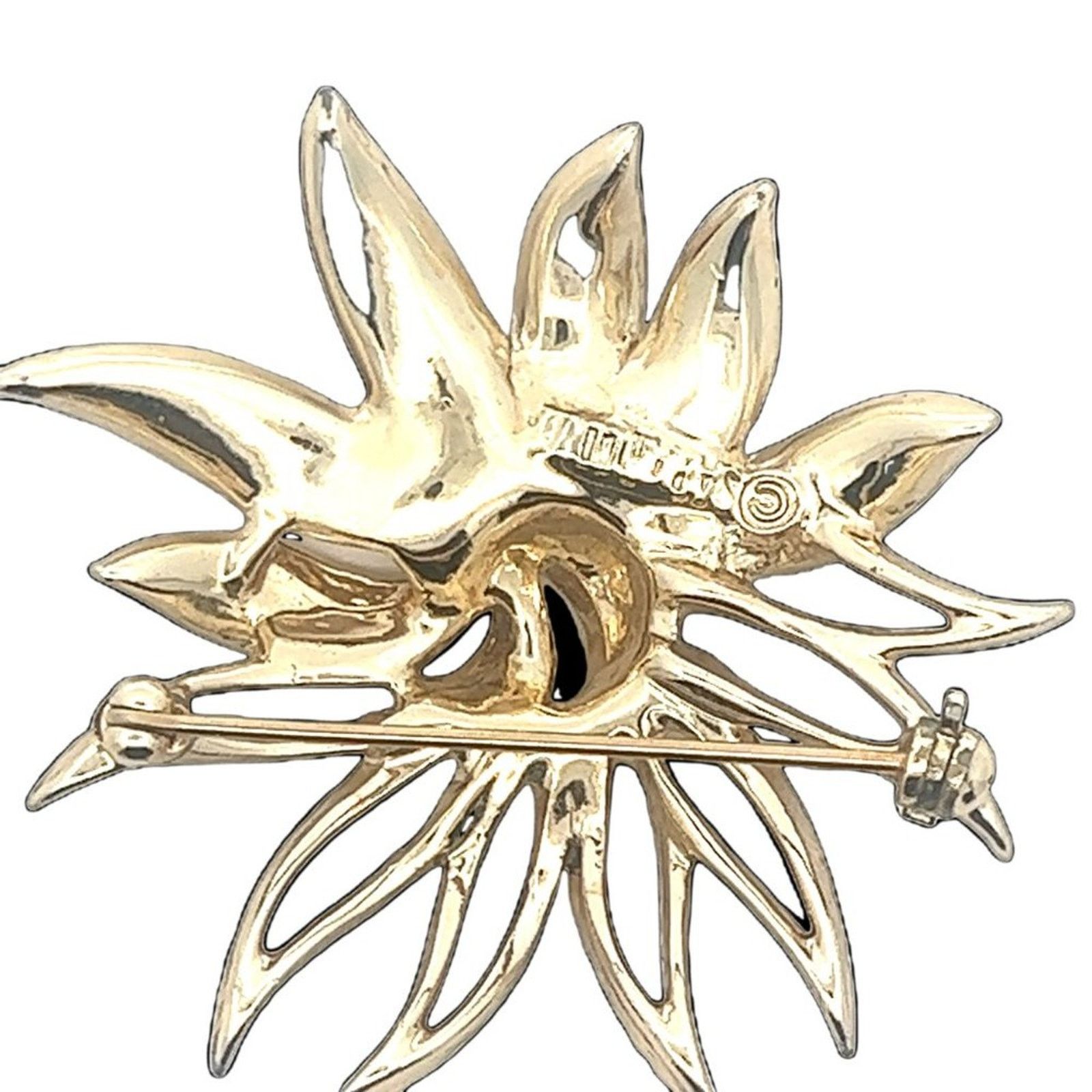 & Other Stories Vintage Sarah Coventry Gold toned Demi Flower Petal Brooch Size ONE SIZE - 3 Thumbnail