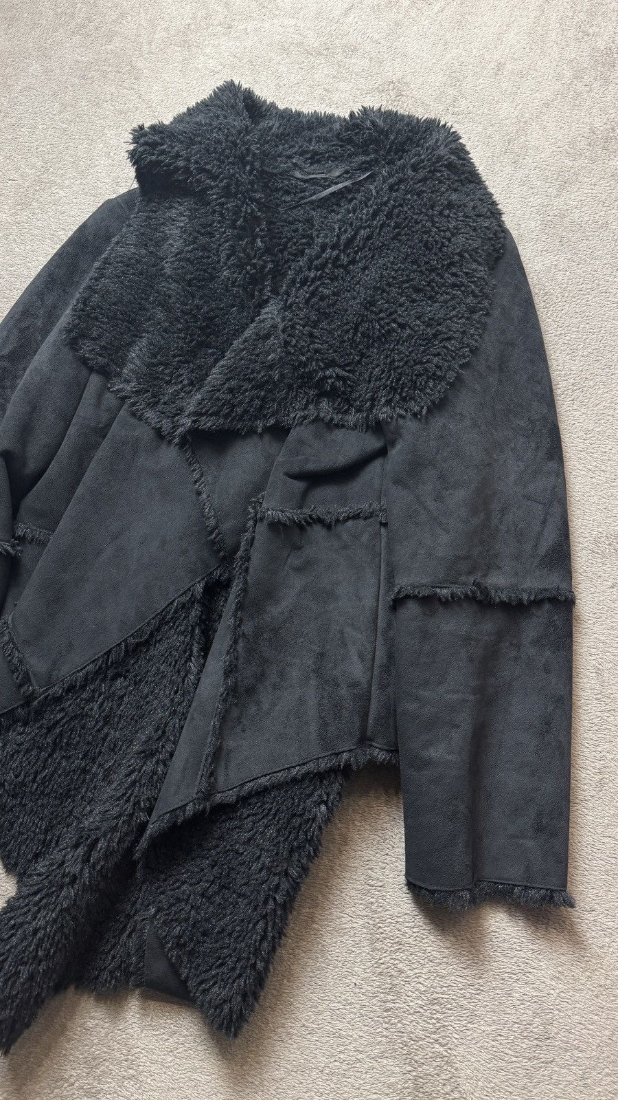 Le Grande Bleu (L.G.B.) Y2K Faux Fur Capes Jacket ifsixwasnine Yohji LGB styled Size US M / EU 48-50 / 2 - 3 Thumbnail