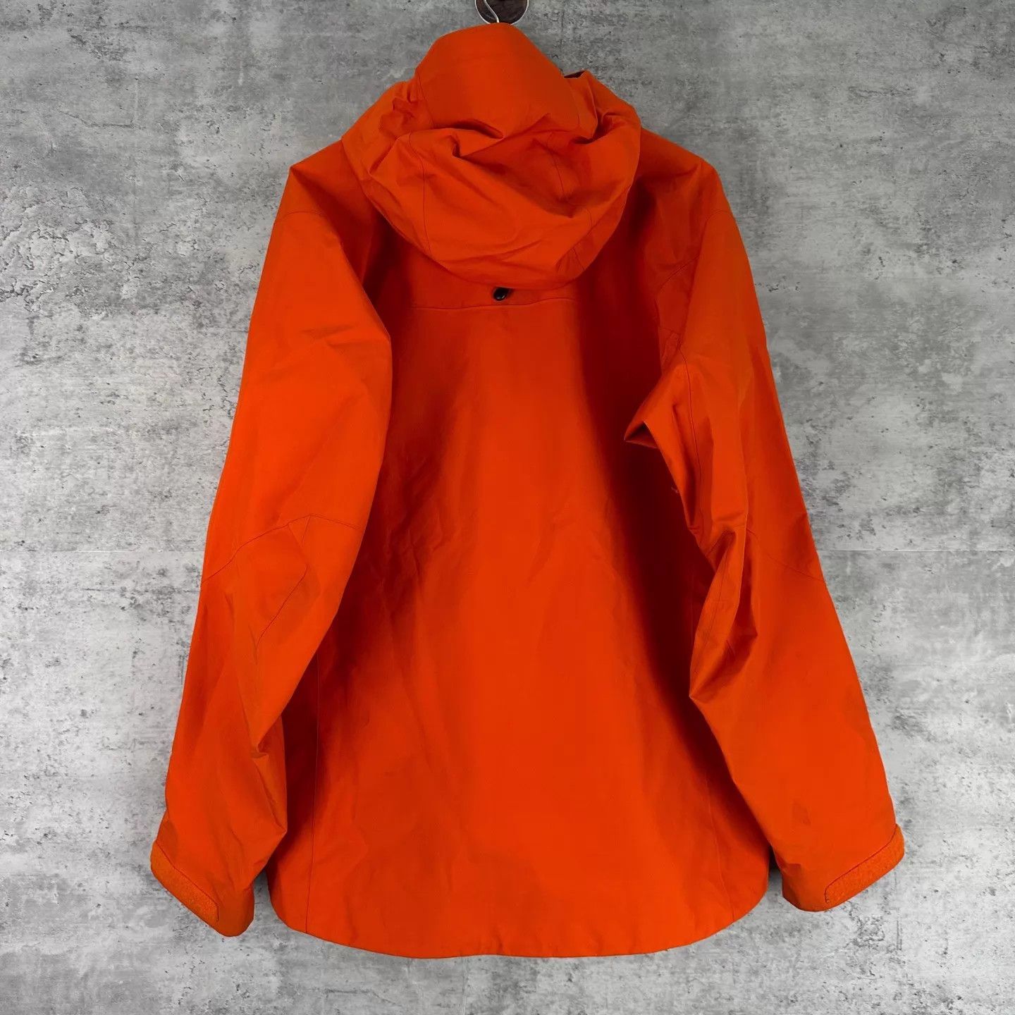 Arc'teryx Arcteryx Alpha SV Hard Shell Hooded Jacket L 98 New w/ Flaw Size US L / EU 52-54 / 3 - 2 Thumbnail