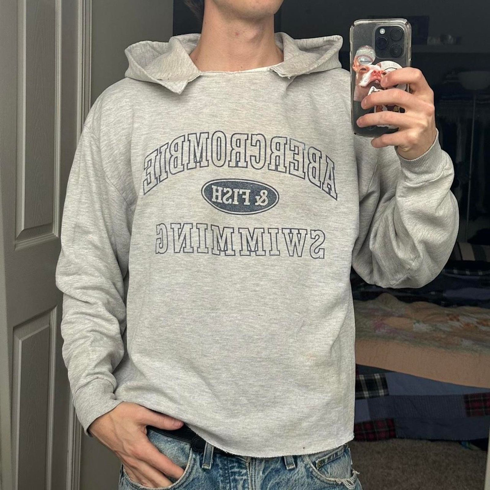 Vintage Vintage Grey Abercrombie & Fish Swimming Hoodie Sweatshirt Size US L / EU 52-54 / 3 - 1 Thumbnail