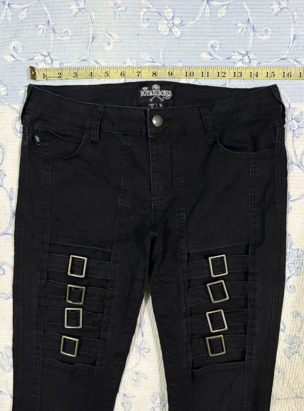 Other Royal Bones Streetwear Distressed Denim Size US 31 - 2 Thumbnail