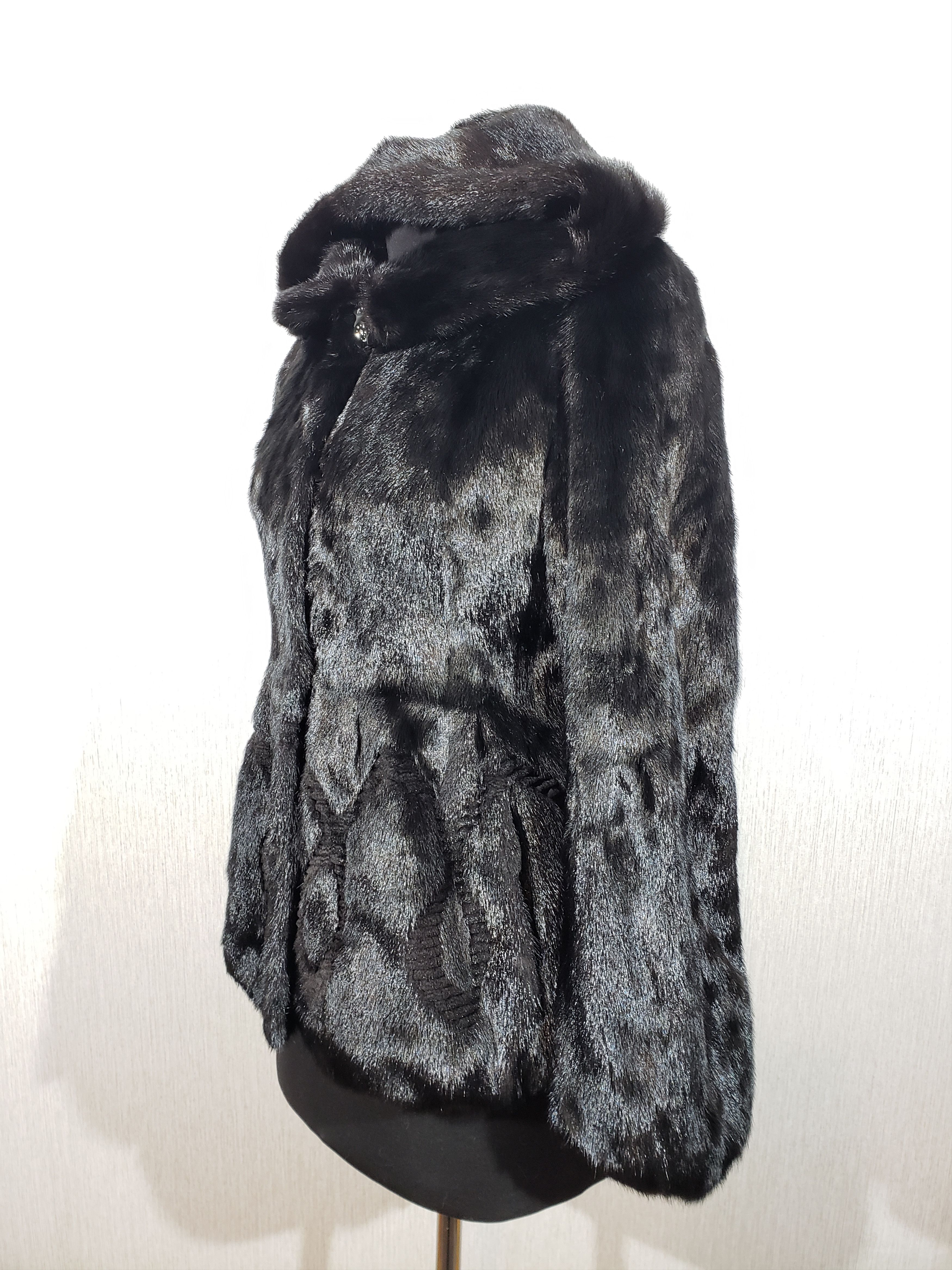 Other Stylish women's mink fur coat with a hood. Size M / US 6-8 / IT 42-44 - 2 Thumbnail