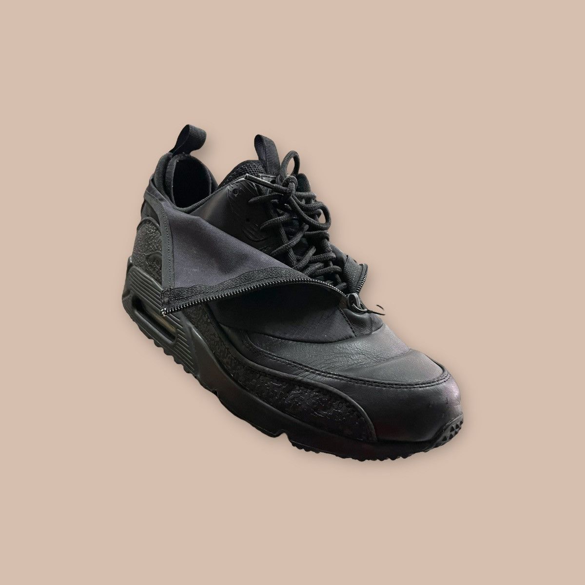 Nike Nike Air Max 90 Utility 'Triple Black' Size US 9 / EU 42 - 14 Thumbnail