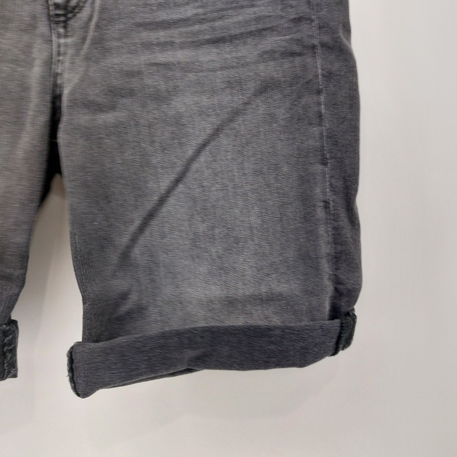 H&M H&M Bermuda Black Denim Shorts High Waist Womens US 6 Size 28" / US 6 / IT 42 - 8 Thumbnail