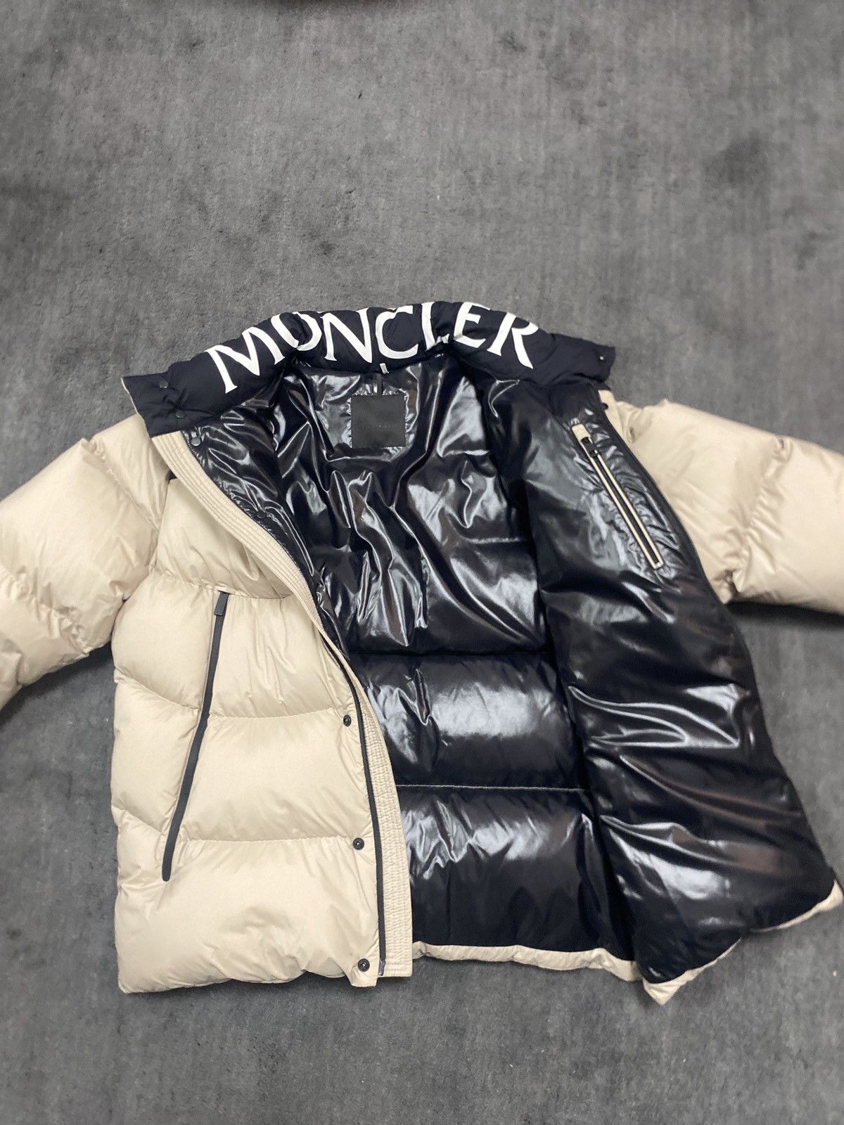 Moncler Moncler Timsit down jacket in beige (perfect condition) Size US XL / EU 56 / 4 - 3 Thumbnail