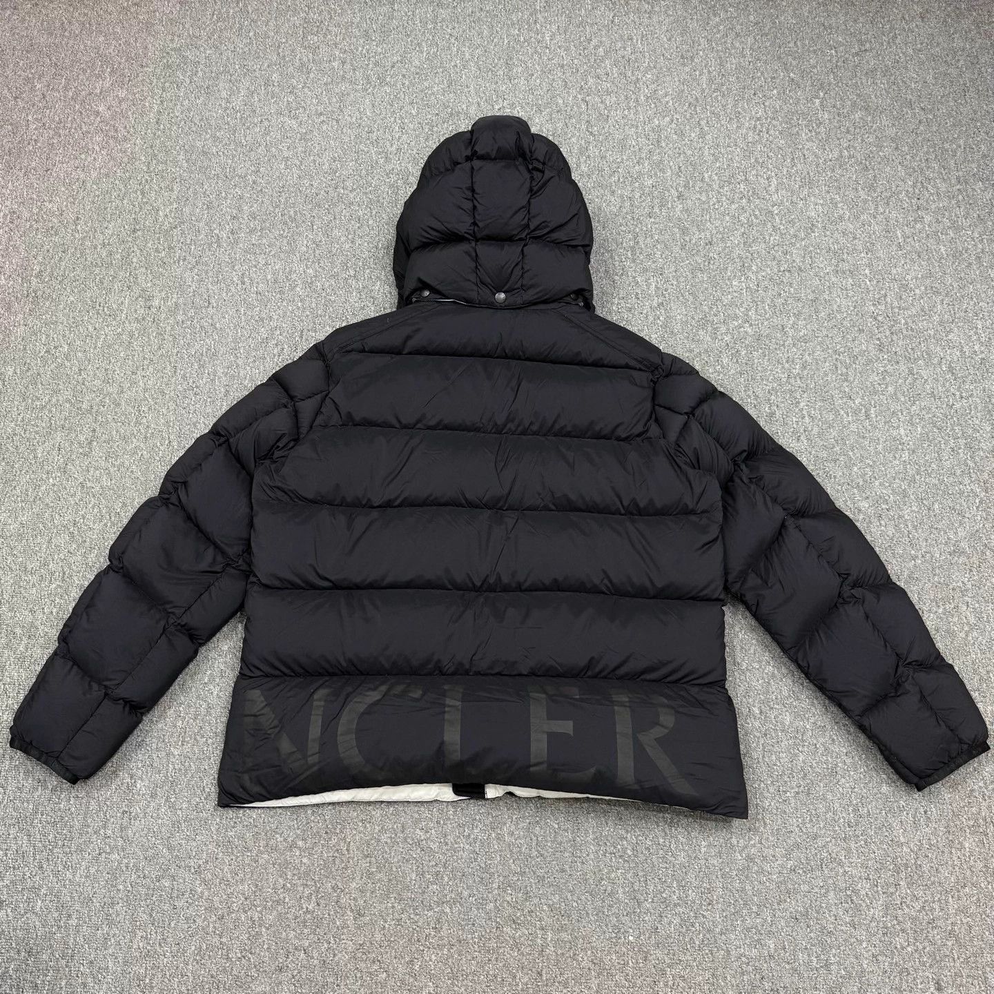Moncler Moncler Black Hooded Down Jacket 5 99 New Size US XL / EU 56 / 4 - 2 Thumbnail