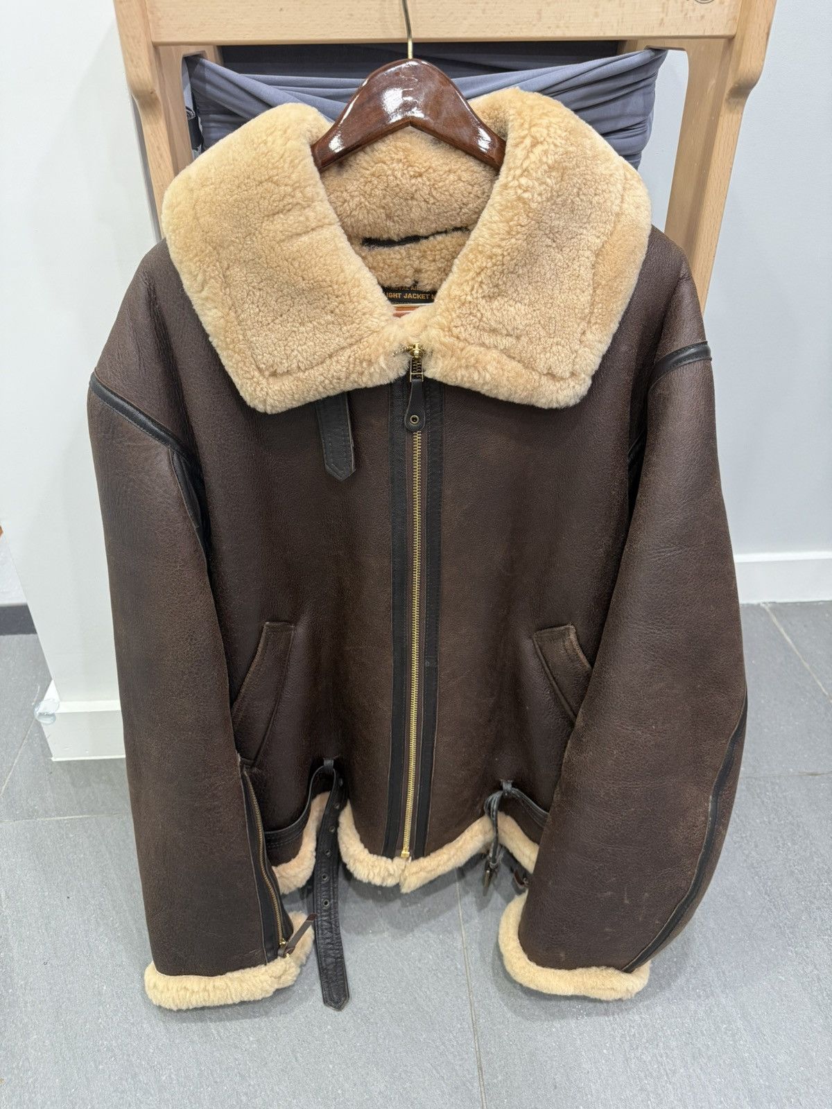 Cockpit USA R.A.F Sheepskin Bomber Jacket Z2109 Size US M / EU 48-50 / 2 - 1 Thumbnail