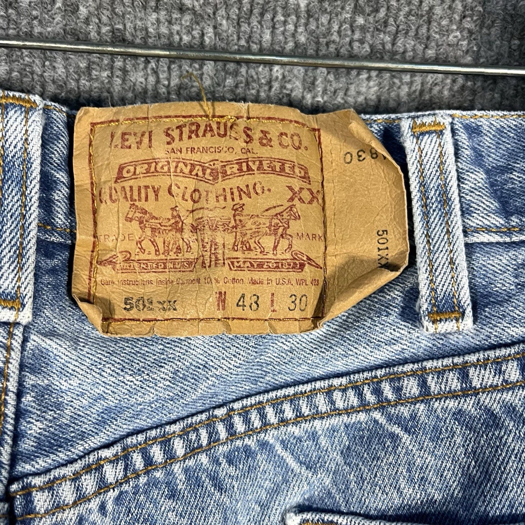 Levi's VINTAGE Levi's 501xx Jeans 501 Denim 40x26 Light Wash 90s USA Americana Denim Jeans Regular Mens 5-Pocket Button Closure Size US 40 / EU 56 - 3 Thumbnail