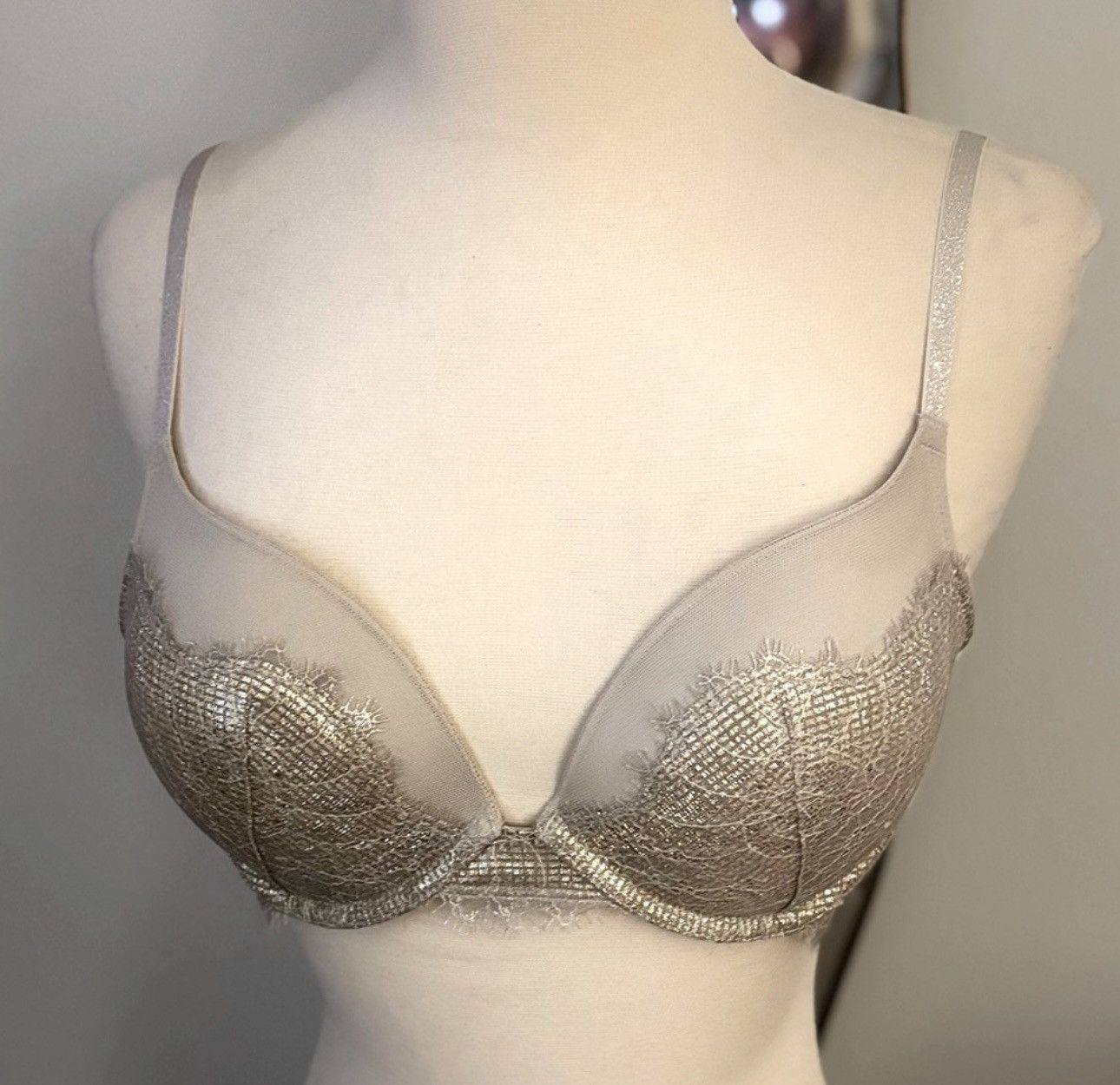 Victoria's Secret Victoria’s Secret Dream Angels Push-up Bra Sexy Shimmer Grey Size ONE SIZE - 3 Thumbnail