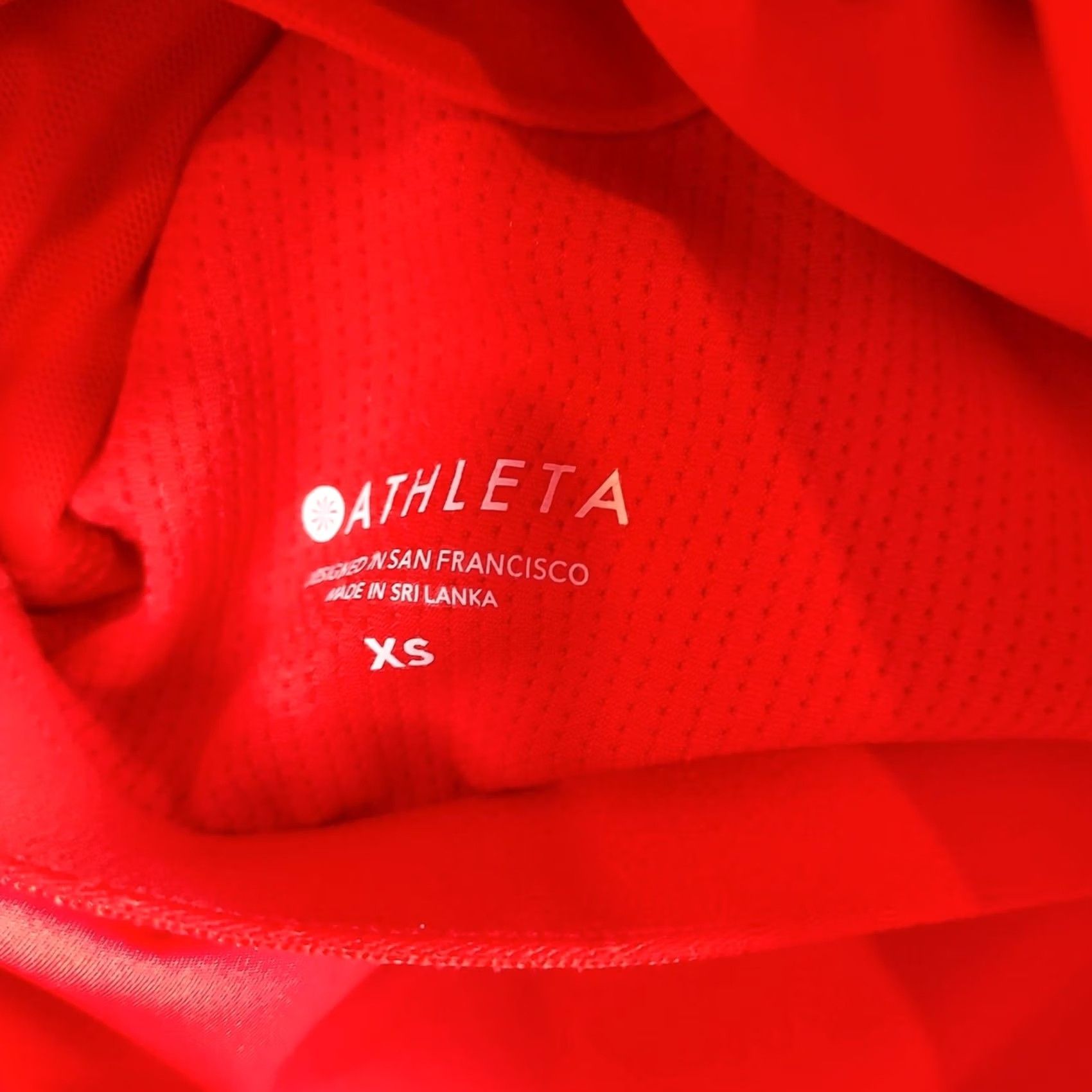 Athleta Athleta Tank Top Women XS Red Racerback Built-In Bra Pullover Athletic Shirt Sleeveless Workout Top Fitted Lightweight Breathable Gym Yoga Running Size XS / US 0-2 / IT 36-38 - 3 Thumbnail