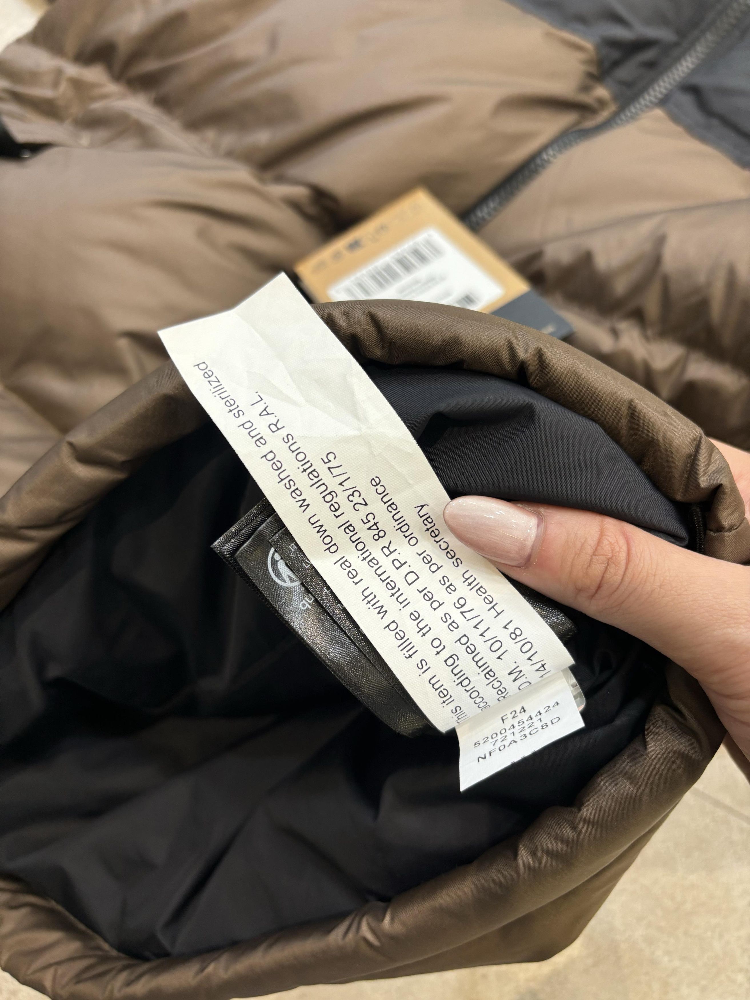 The North Face THE NORTH FACE 1996 Retro Nuptse Jacket Size US M / EU 48-50 / 2 - 4 Thumbnail