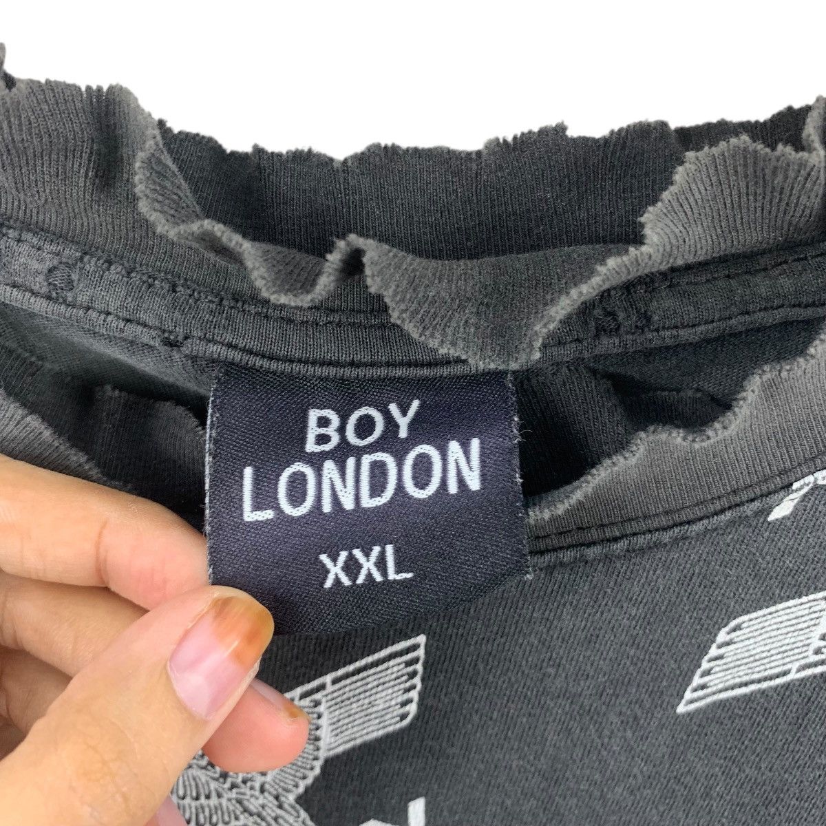 Boy London Vintage BOY LONDON PUNK All Over Print Thrashed Tee Shirt Size US XXL / EU 58 / 5 - 6 Thumbnail