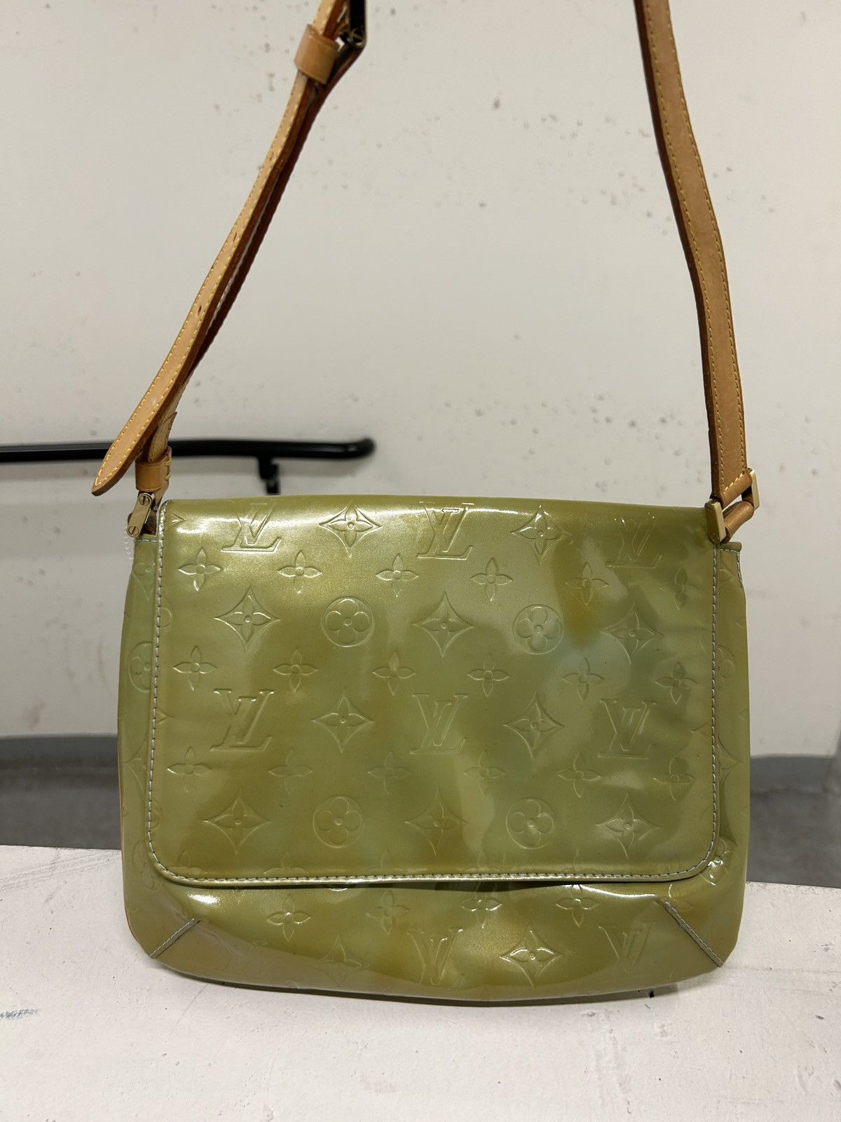 image of Vintage Louis Vuitton Vernis Monogram Thompson Shoulder Bag in Green, Women's