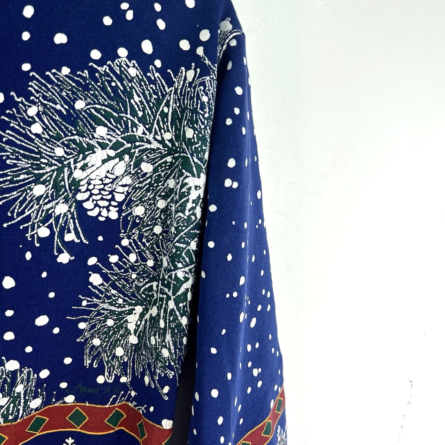Vintage VINTAGE Artisans Sweatshirt Womens Size S-M Winter Cardinal Blue Made USA WI Size M / US 6-8 / IT 42-44 - 2 Thumbnail