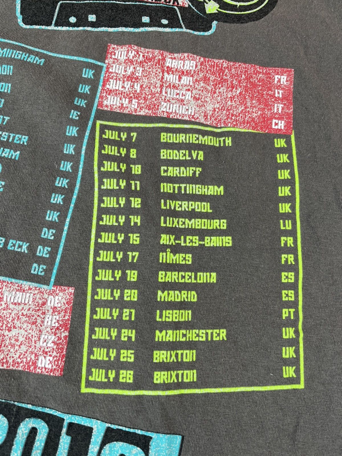 Band Tees Blink-182 2012 Tour T Shirt Crappy Punk Rock Band Size US L / EU 52-54 / 3 - 9 Thumbnail