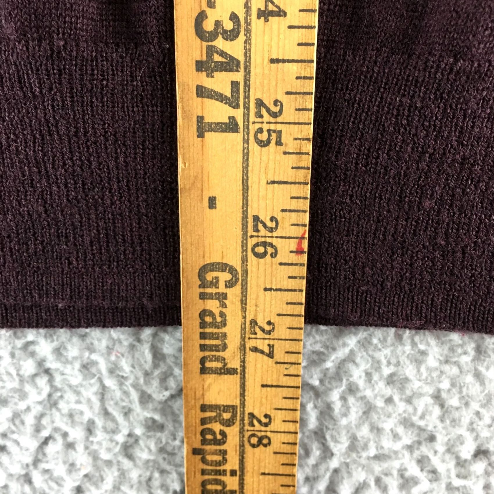 Calvin Klein Calvin Klein Quarter Zip Pullover Sweater Mens L Grey Burgendy Long Sleeve Knit Size US L / EU 52-54 / 3 - 5 Thumbnail
