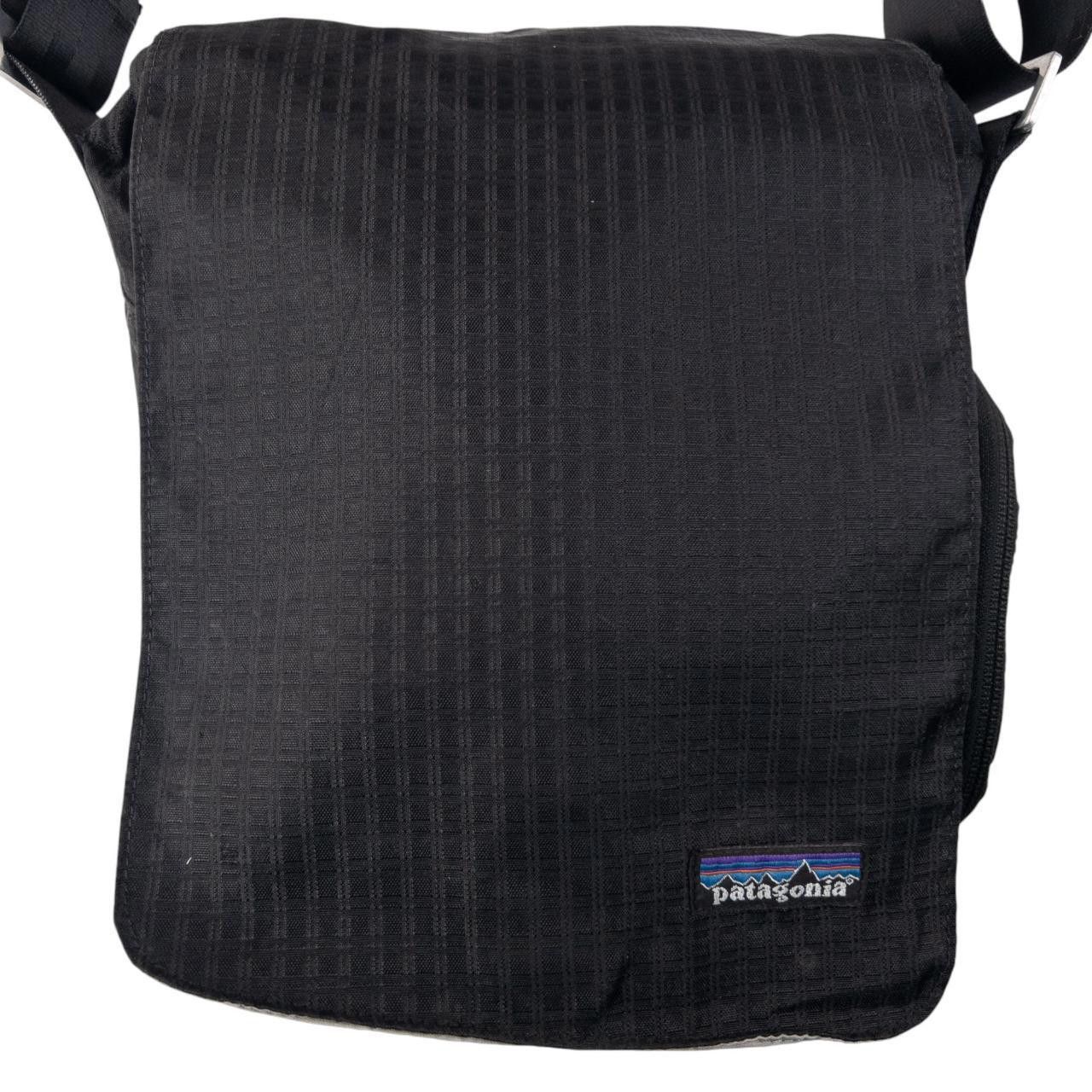 Patagonia Vintage Patagonia Grid Crossbody Bag Size ONE SIZE - 1 Thumbnail