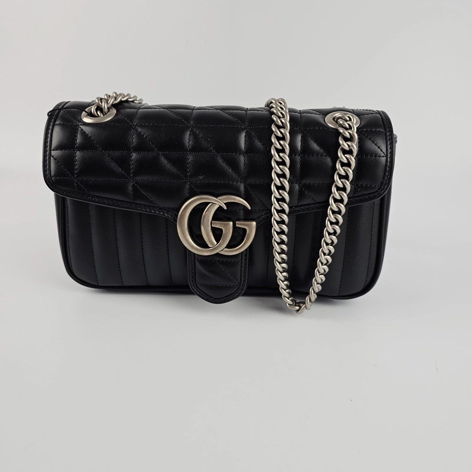 GUCCI GG Marmont Med Black Leather Shoulder Bag New
