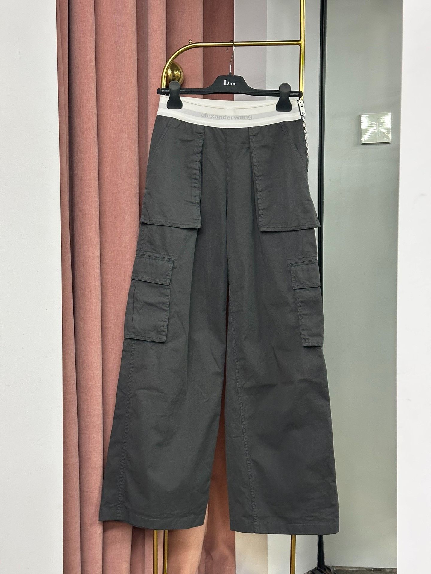 Alexander Wang Alexander Wang Waist Letter Cargo Wide-Leg Pants Size 27" / US 4 / IT 40 - 1 Thumbnail