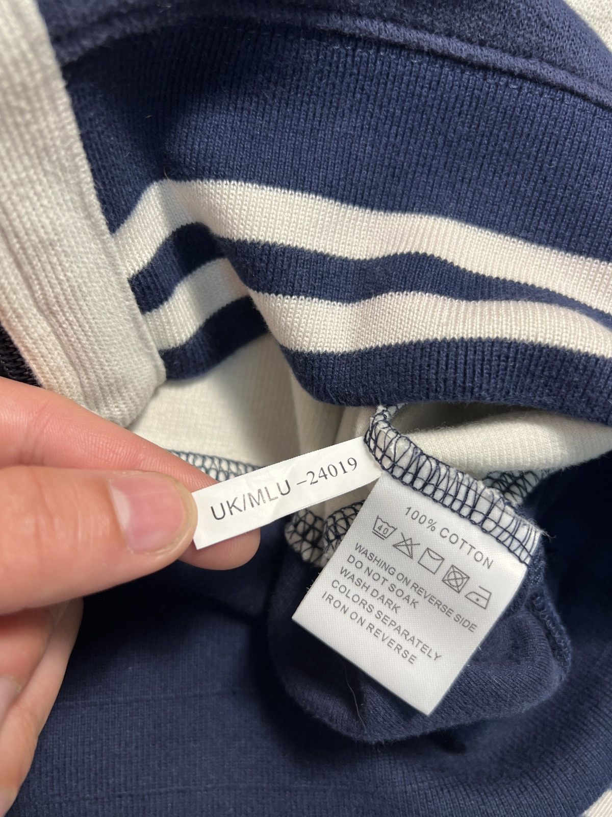 Yves Saint Laurent Vintage YVES SAINT LAURENT Sweater SIZE XL Size US XL / EU 56 / 4 - 10 Thumbnail