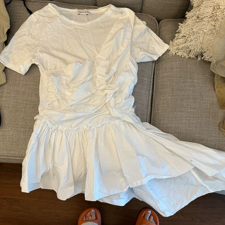 Alexander McQueen Alexander McQUEEN size 42 Dress Nextarrow-2505 Size S / US 4 / IT 40 - 1 Thumbnail