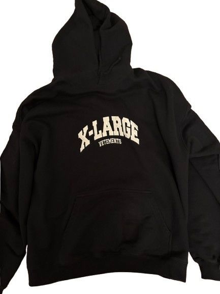 Vetements Vetements “X-Large Hoodie” Size US S / EU 44-46 / 1 - 1 Thumbnail
