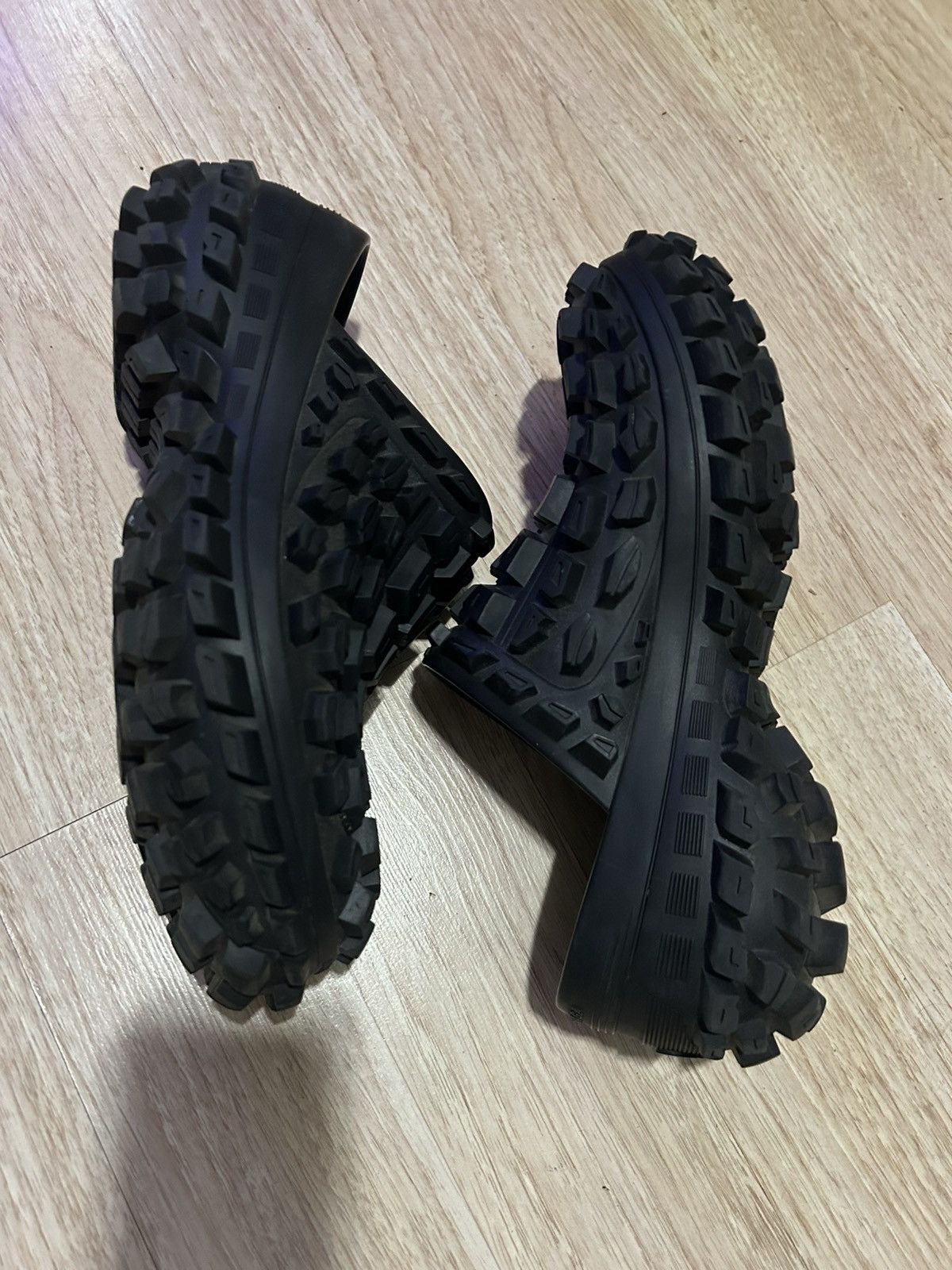 Balenciaga Defenders | Grailed