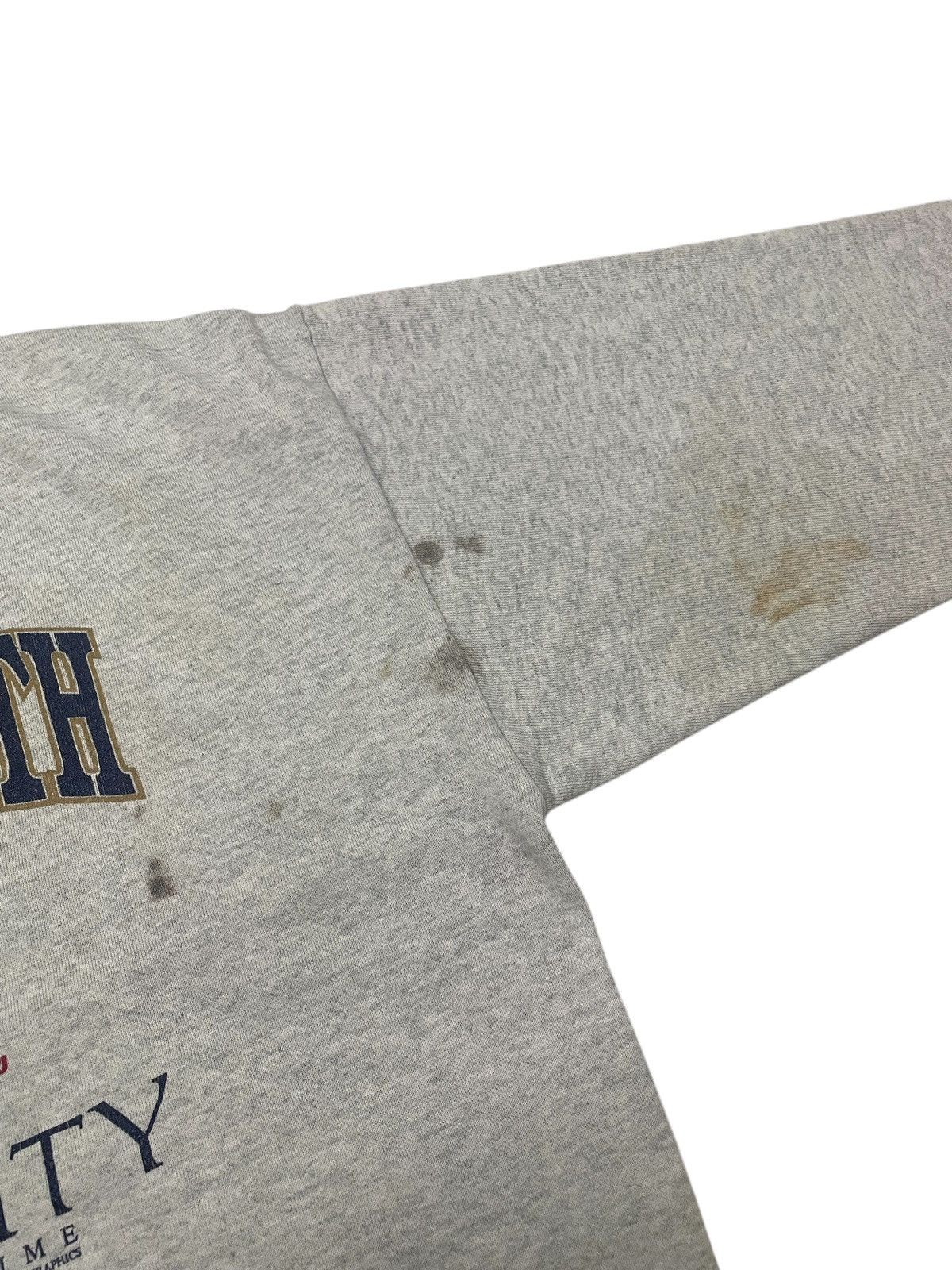 Vintage Vintage Universty Wilson Smith Sweatshirt Size US XL / EU 56 / 4 - 6 Thumbnail