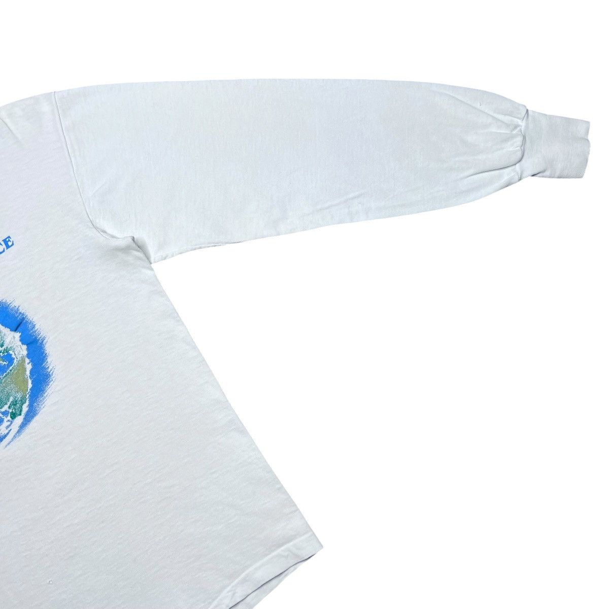 Other Vintage 1980s World Peace Earth Graphic Long Sleeve T-Shirt Size US S / EU 44-46 / 1 - 5 Thumbnail