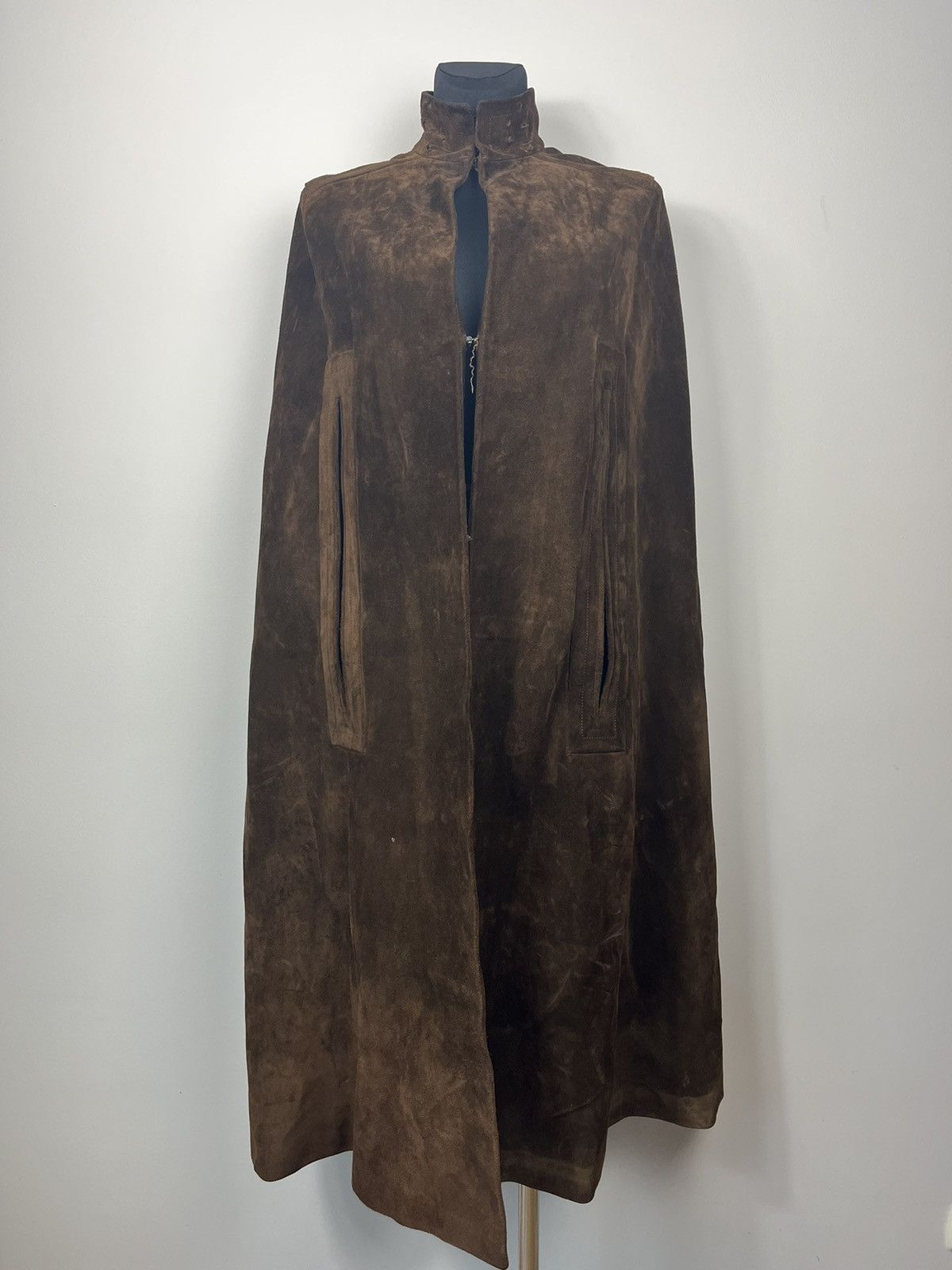 image of Archival Clothing x Avant Garde Archive 60S Loewe Suede Leather Coat Jacket in Brown, Women's (Size