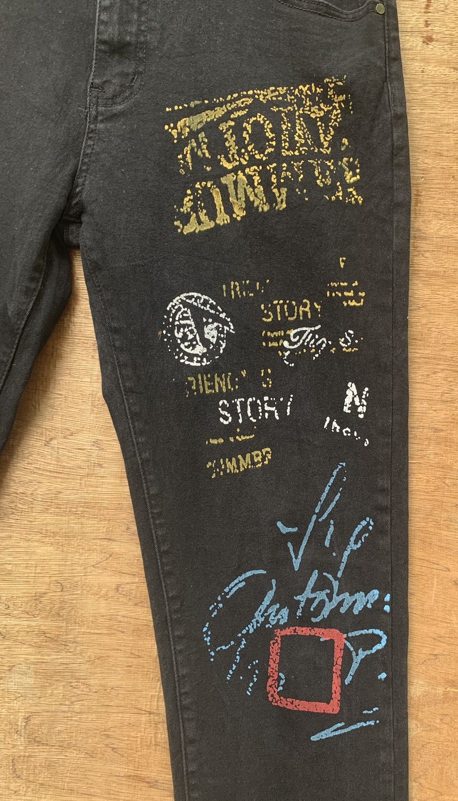 Japanese Brand 🔥 Creative Graffiti Graphic Print Streching Jeans Pants Size US 31 - 10 Thumbnail