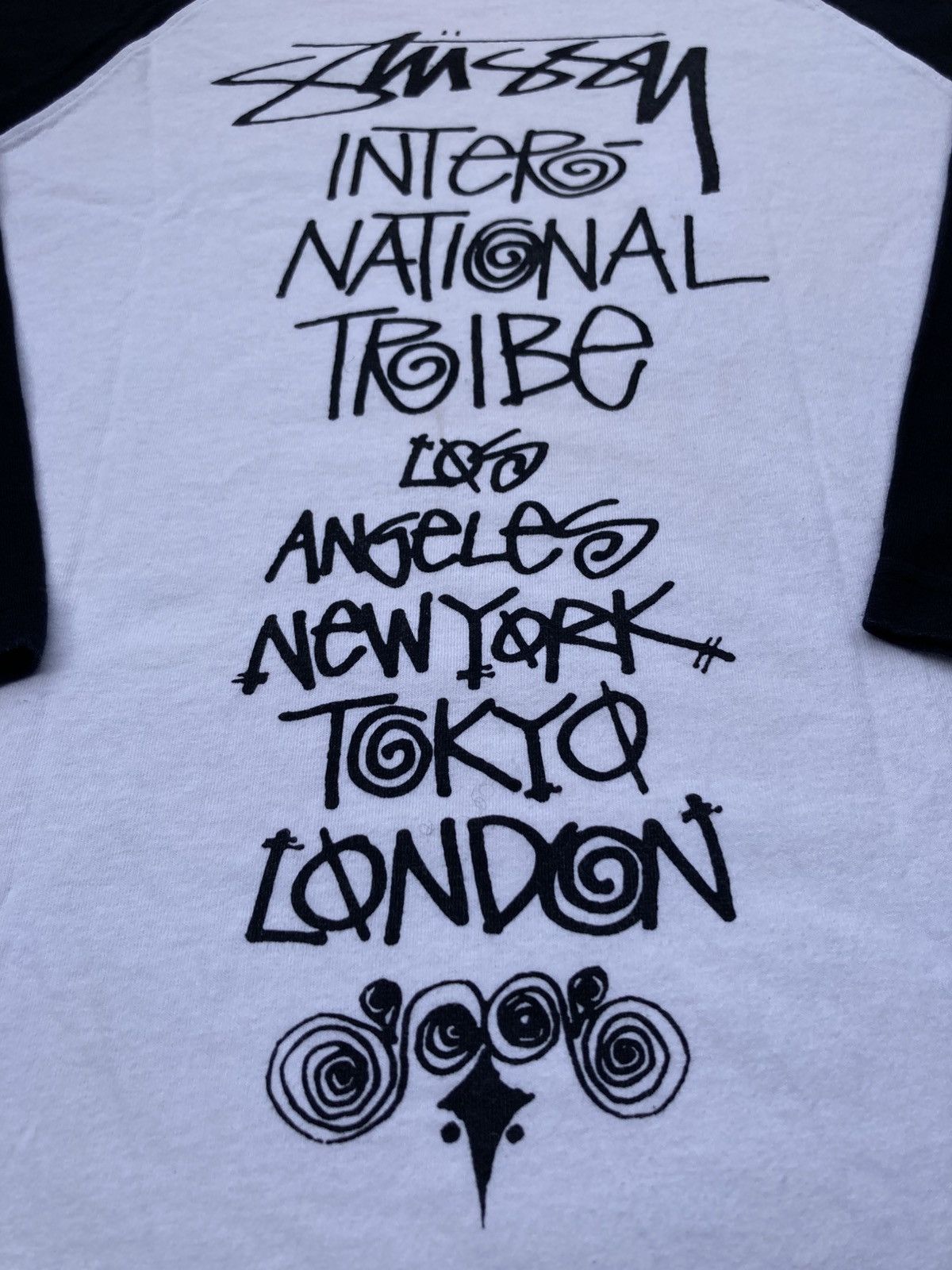 Stussy Vintage Stussy Baseball Tee Raglan Backhit Shirt Size US L / EU 52-54 / 3 - 12 Thumbnail